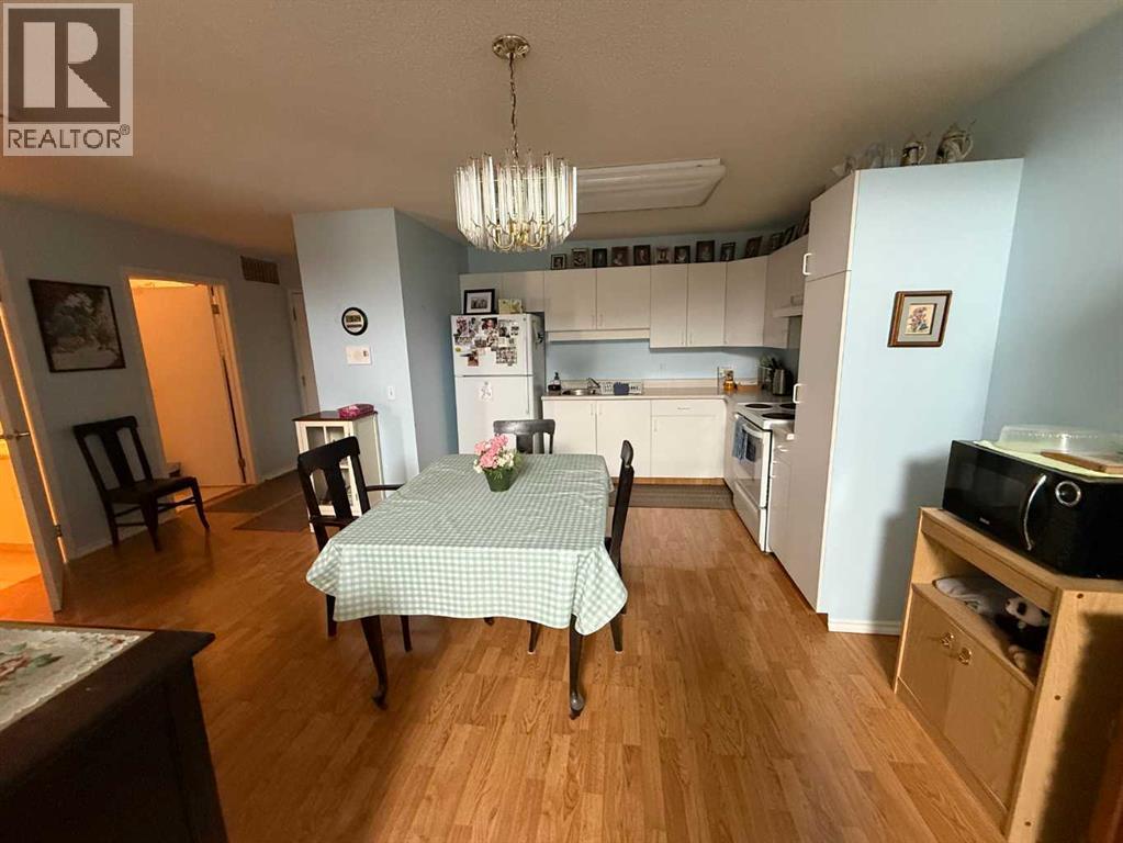 110, 722 48 Street — photo 11