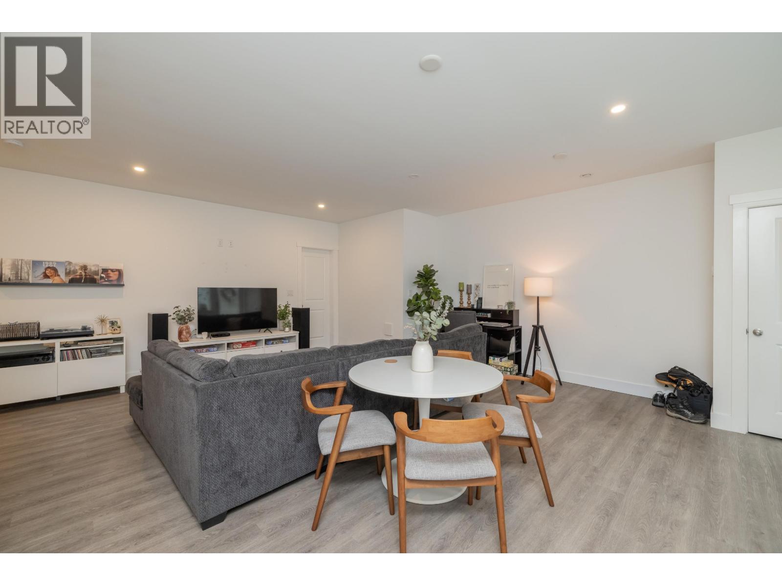 7139 PAULUS CRESCENT, Burnaby