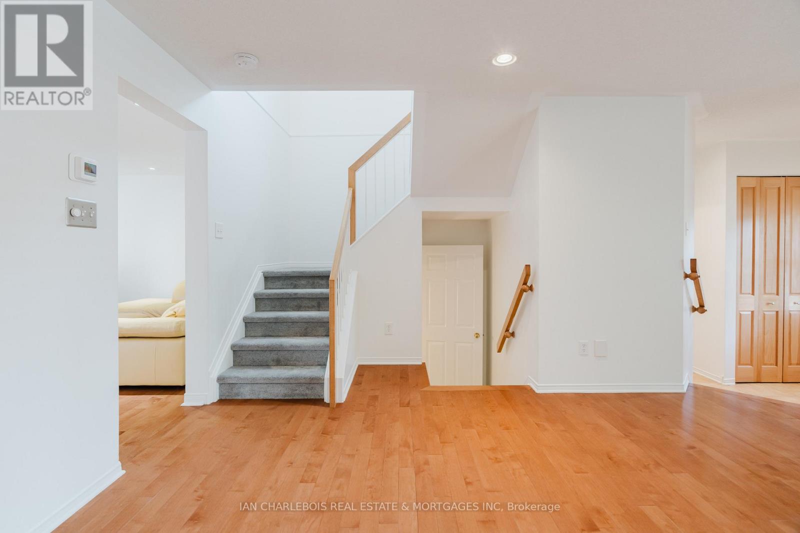6020 LONGLEAF DRIVE — photo 17 of 37
