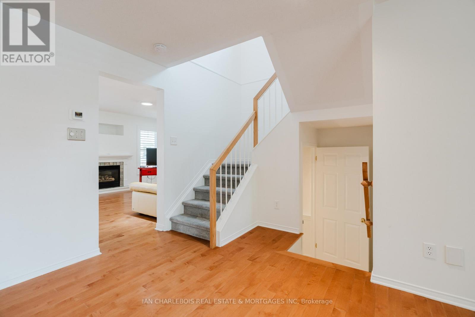 6020 LONGLEAF DRIVE — photo 9 of 37