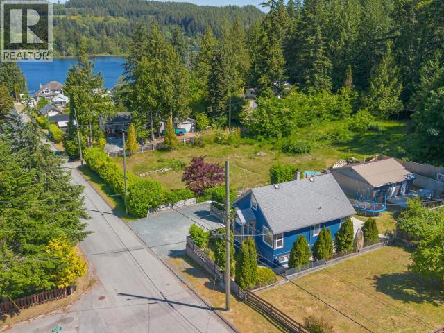 6896 DRAKE STREET - 1