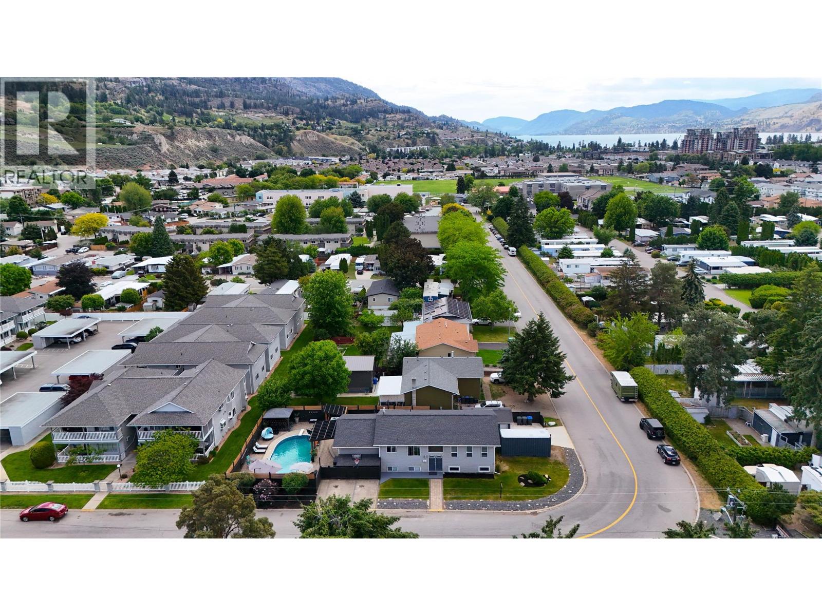98 Dauphin Avenue - 40