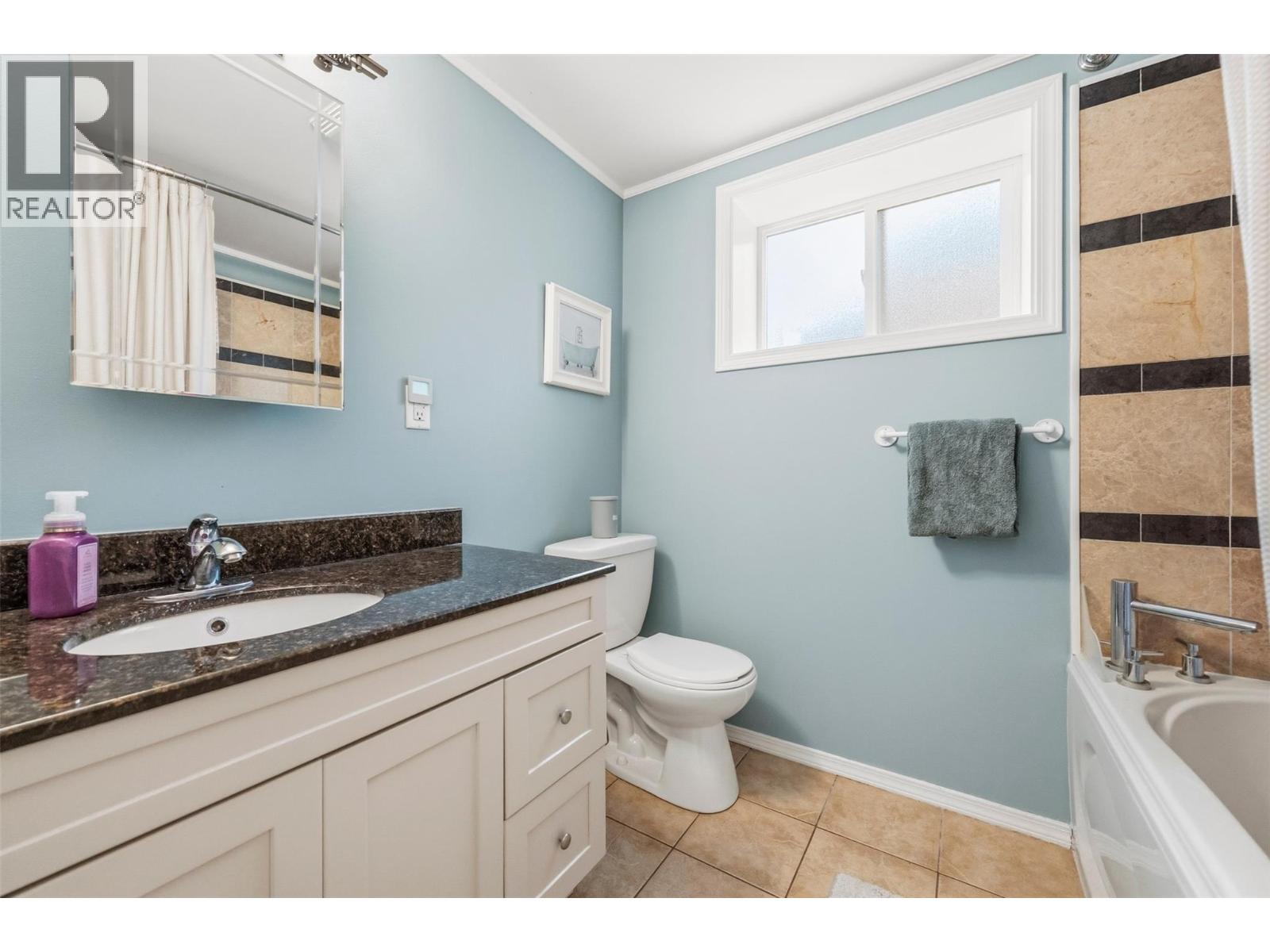 98 Dauphin Avenue - 29