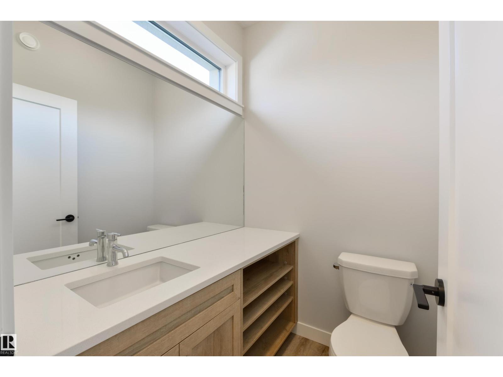 8313 76 AV NW - 4