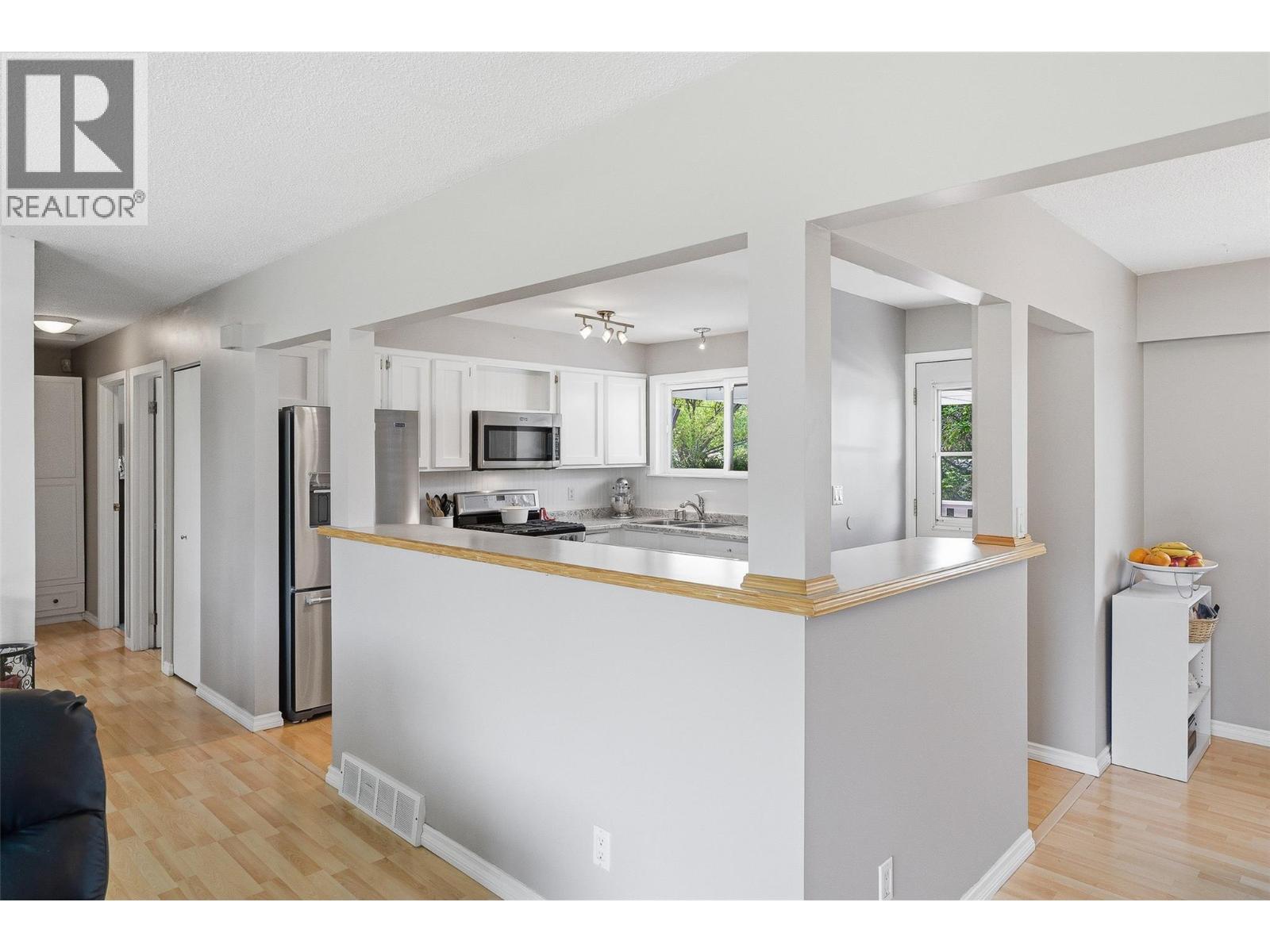 2920 Ransom Avenue - 14