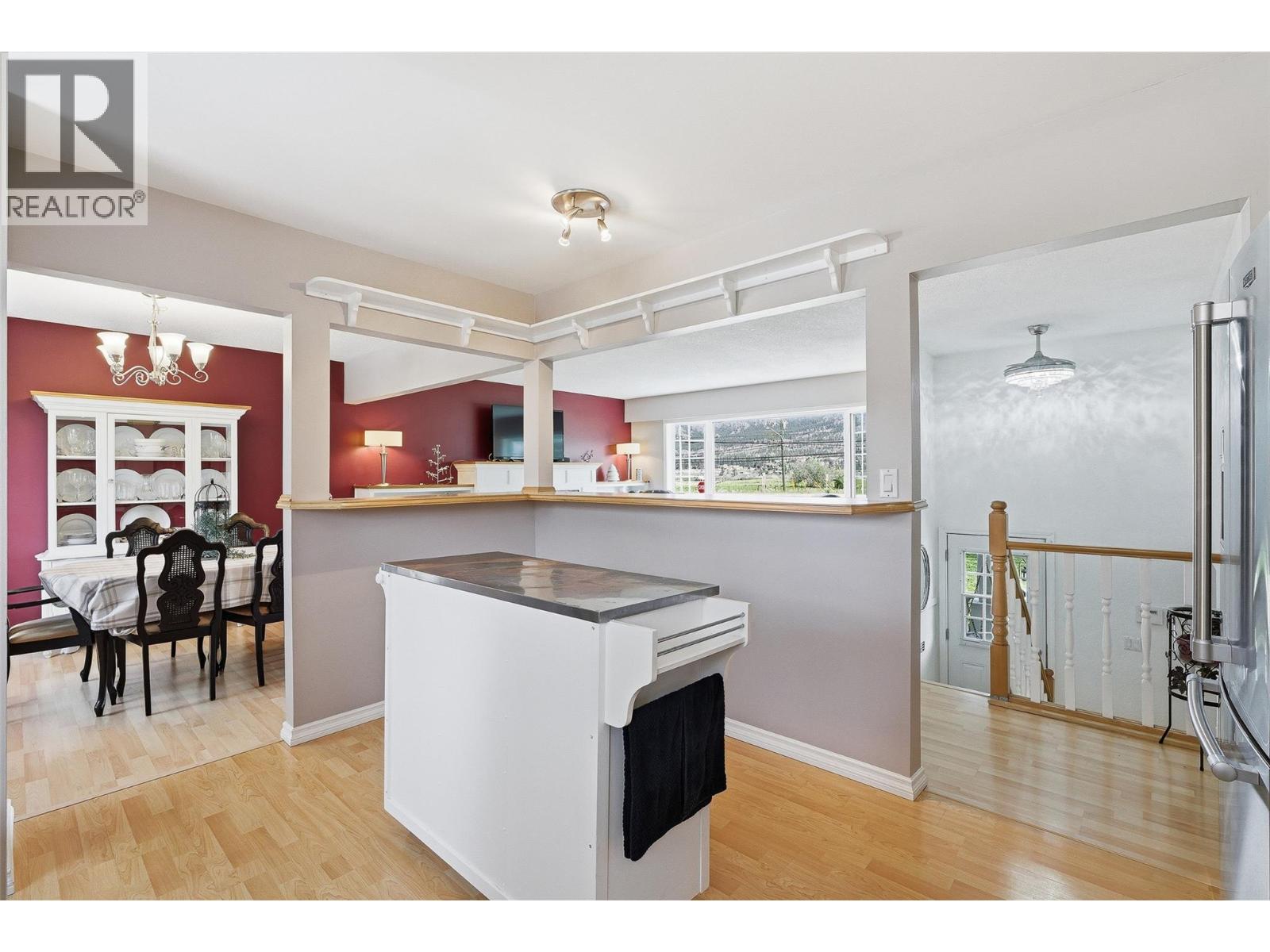 2920 Ransom Avenue - 22