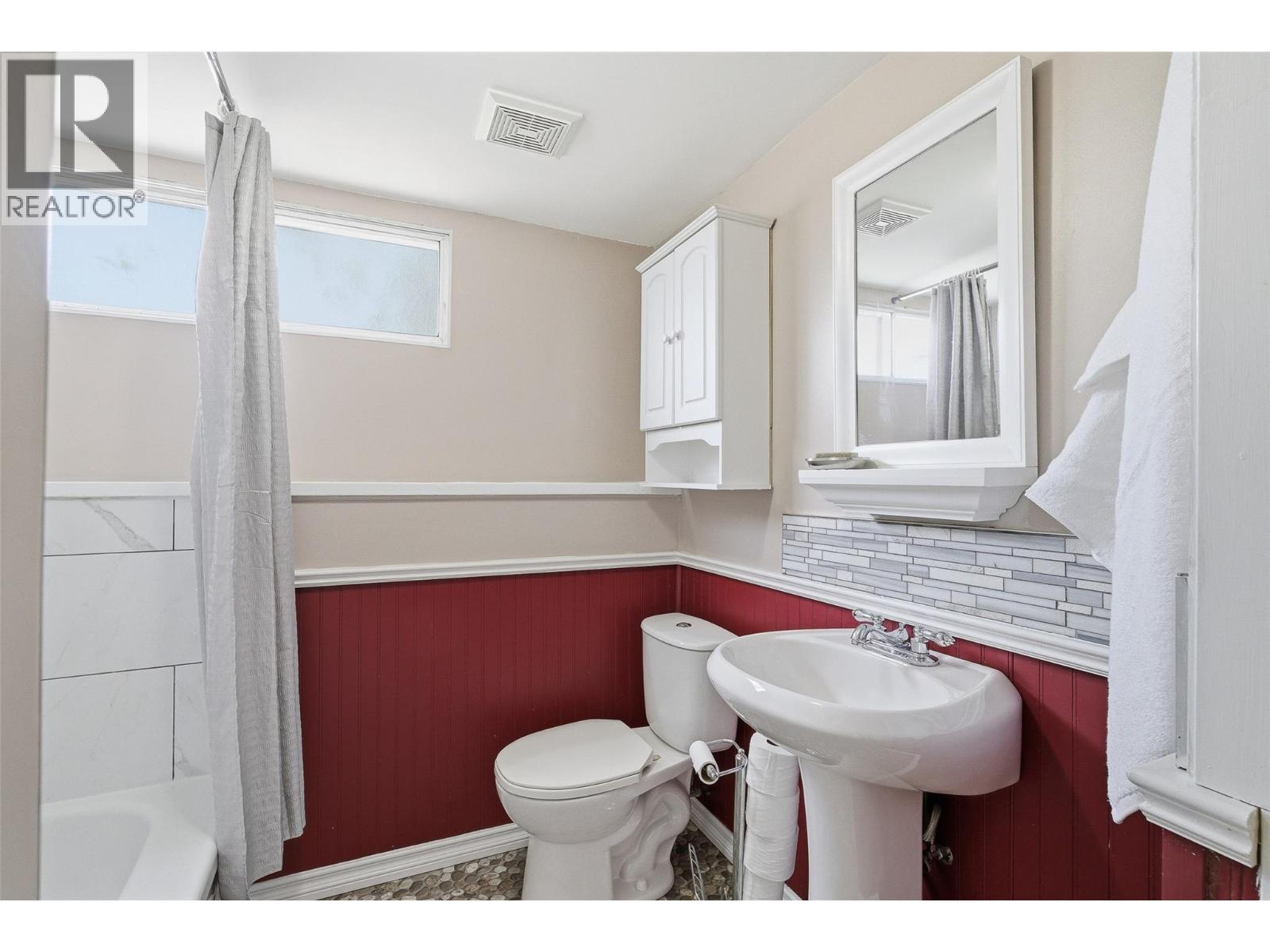 2920 Ransom Avenue - 34