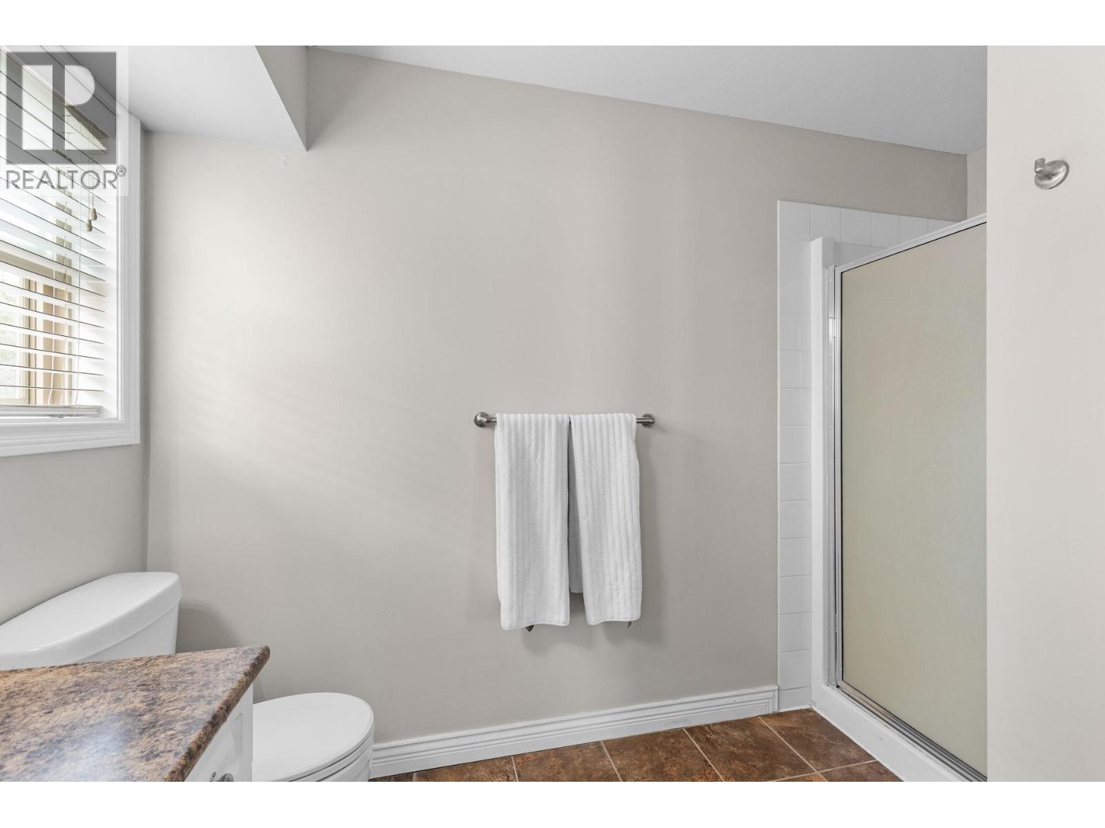 2042 Moonbeam Close - 39