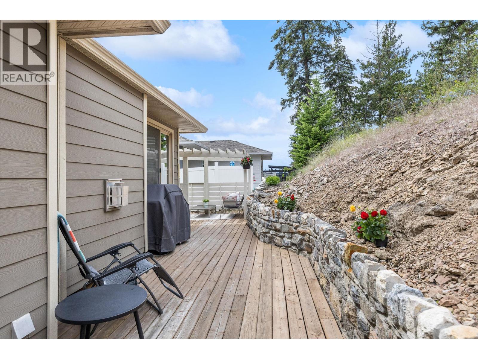 2042 Moonbeam Close - 47