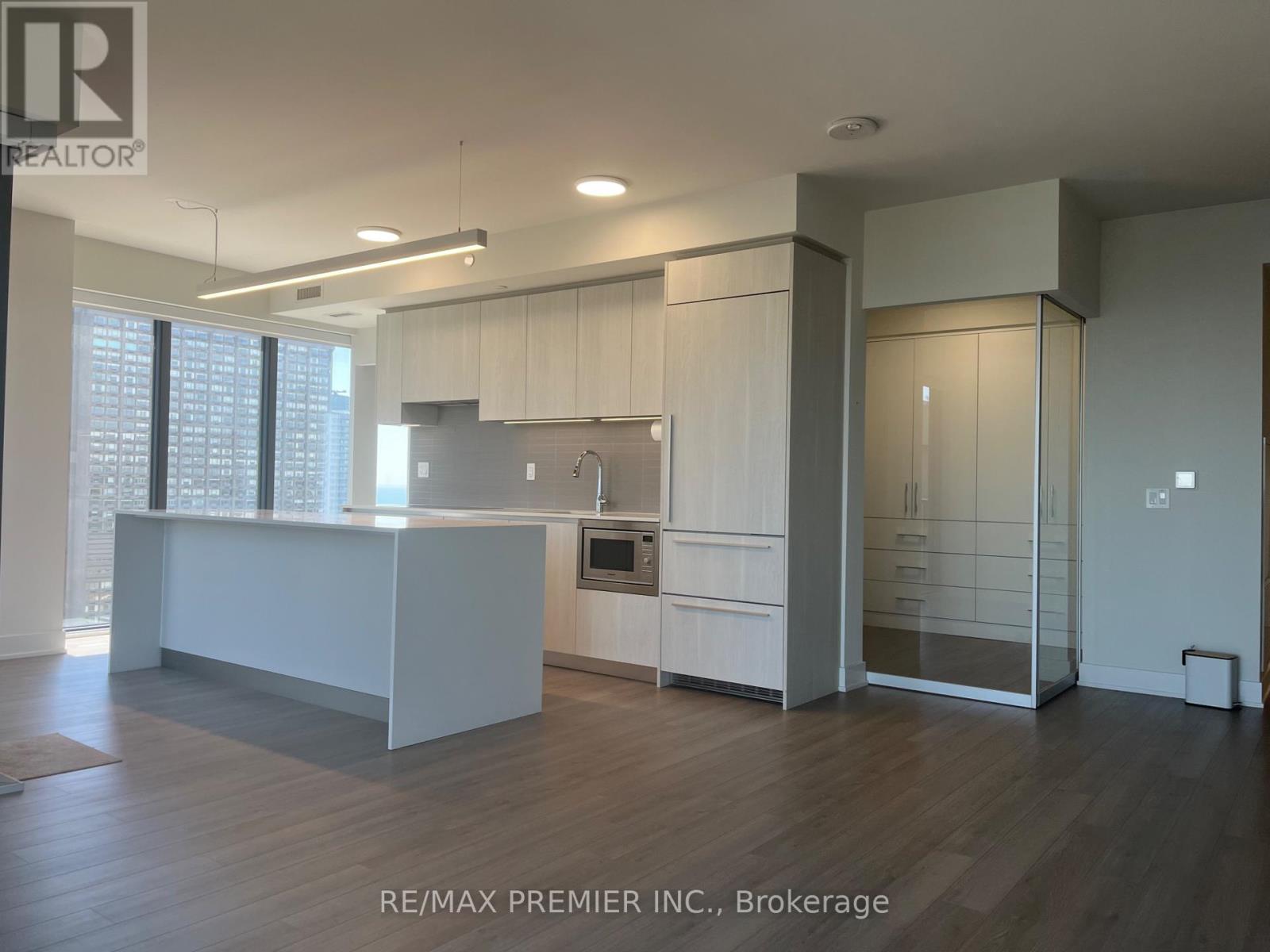 #3506 8 CUMBERLAND STREET - 7