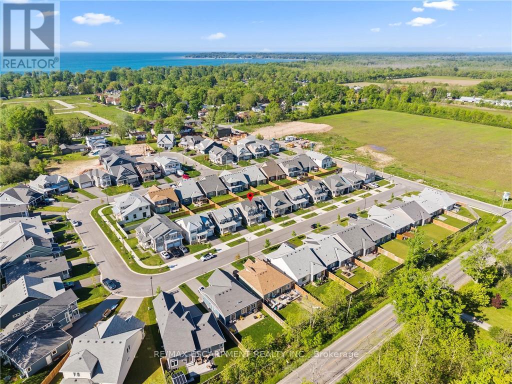 26 BEACHWALK CRESCENT - 49