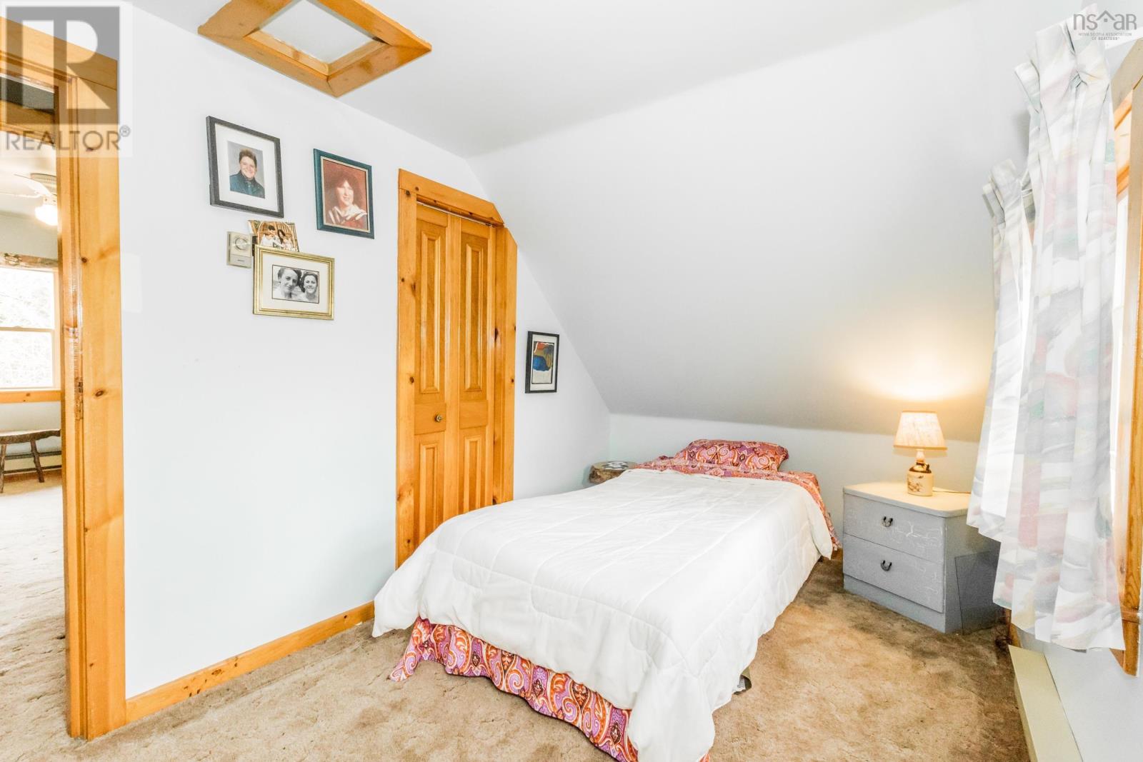 1546 Spurr Road - 21