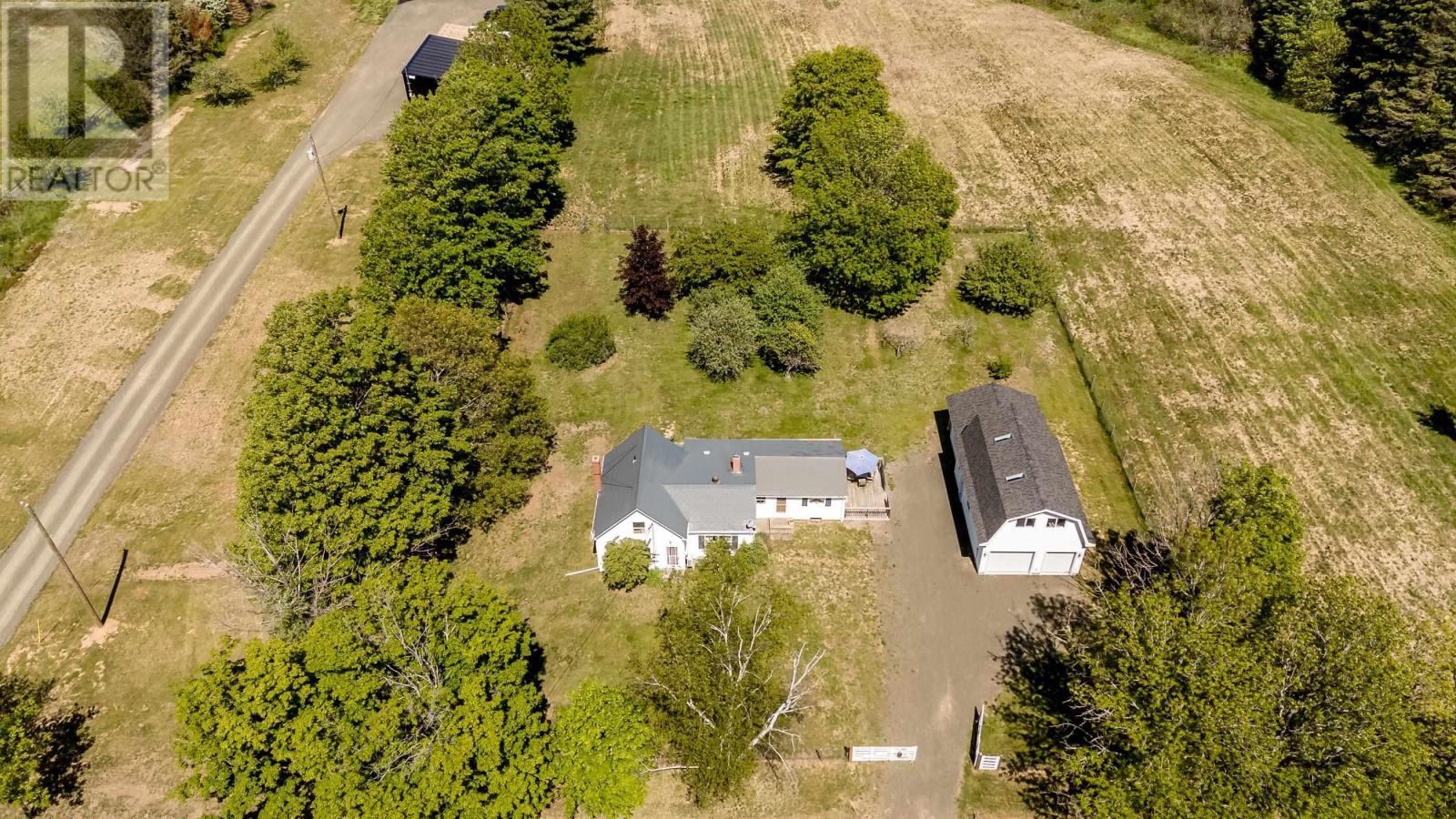 1546 Spurr Road - 36