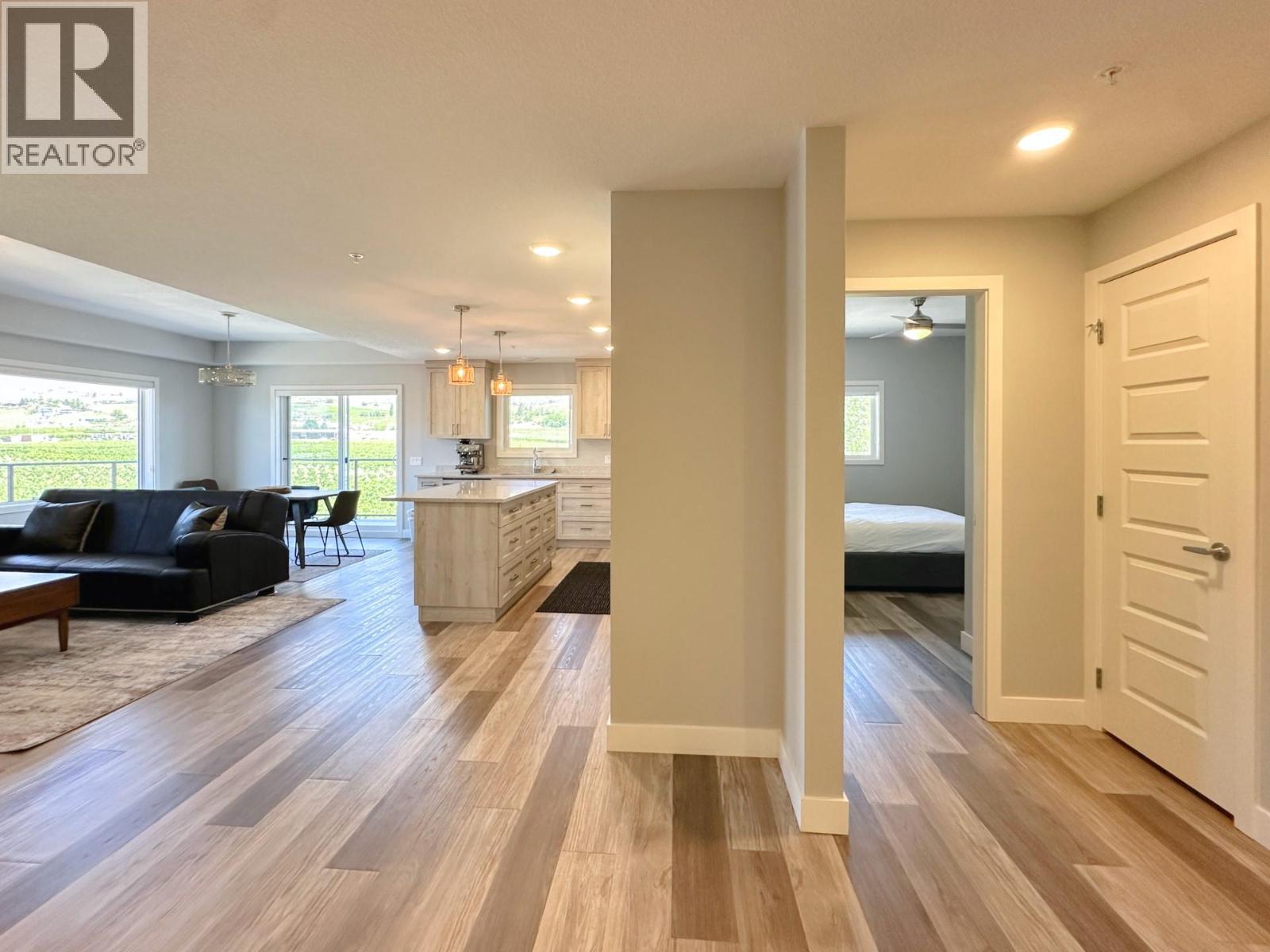 #403 5620 51st Street - 16