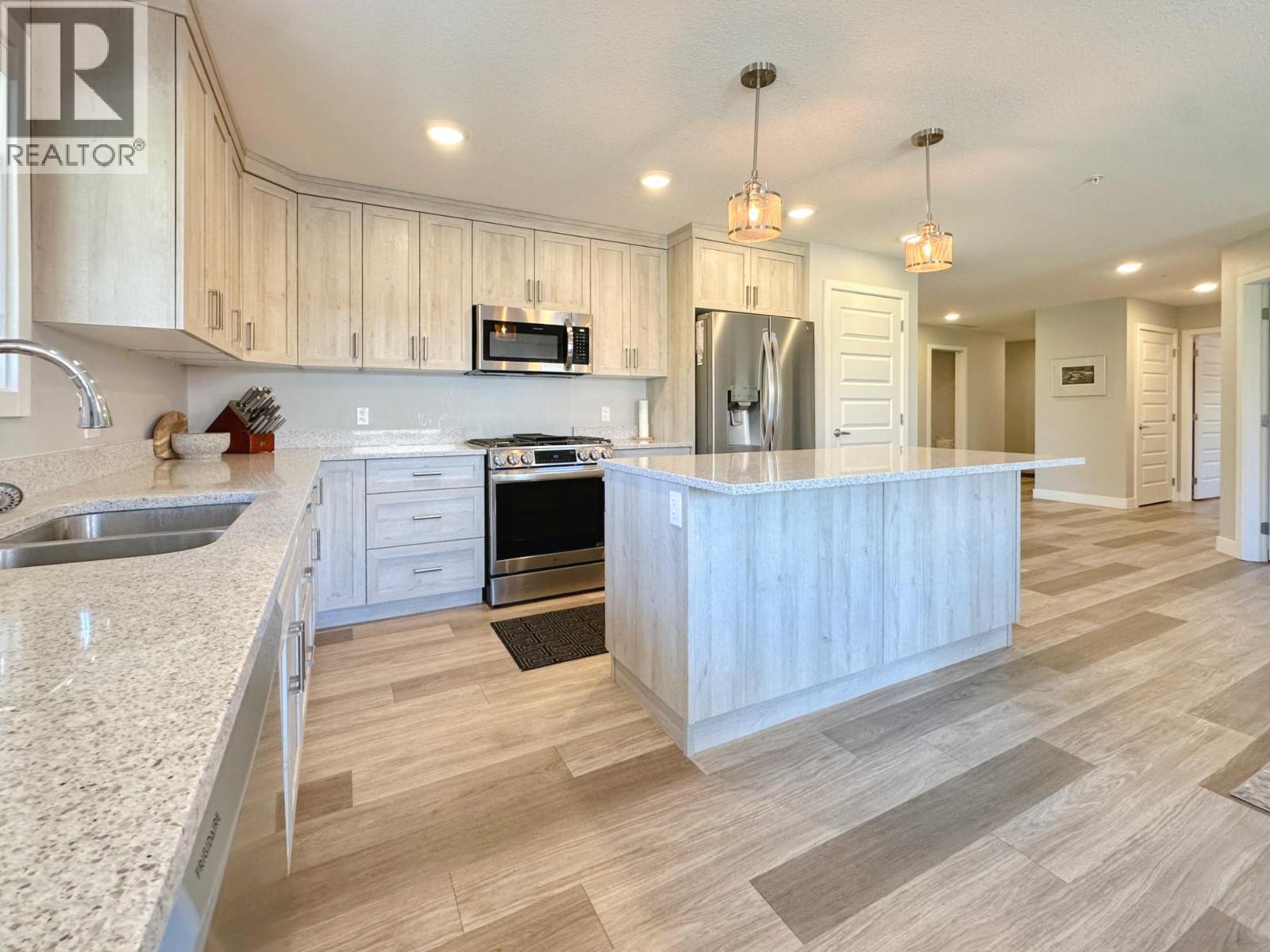 #403 5620 51st Street - 9