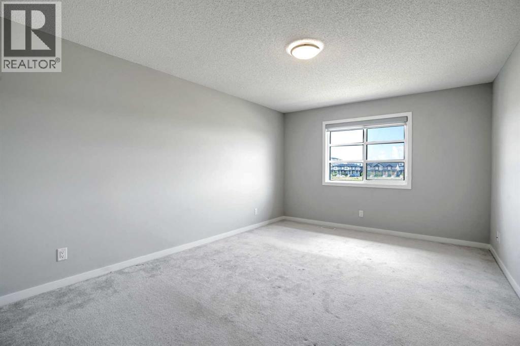 186 Carringvue Park NW - 37