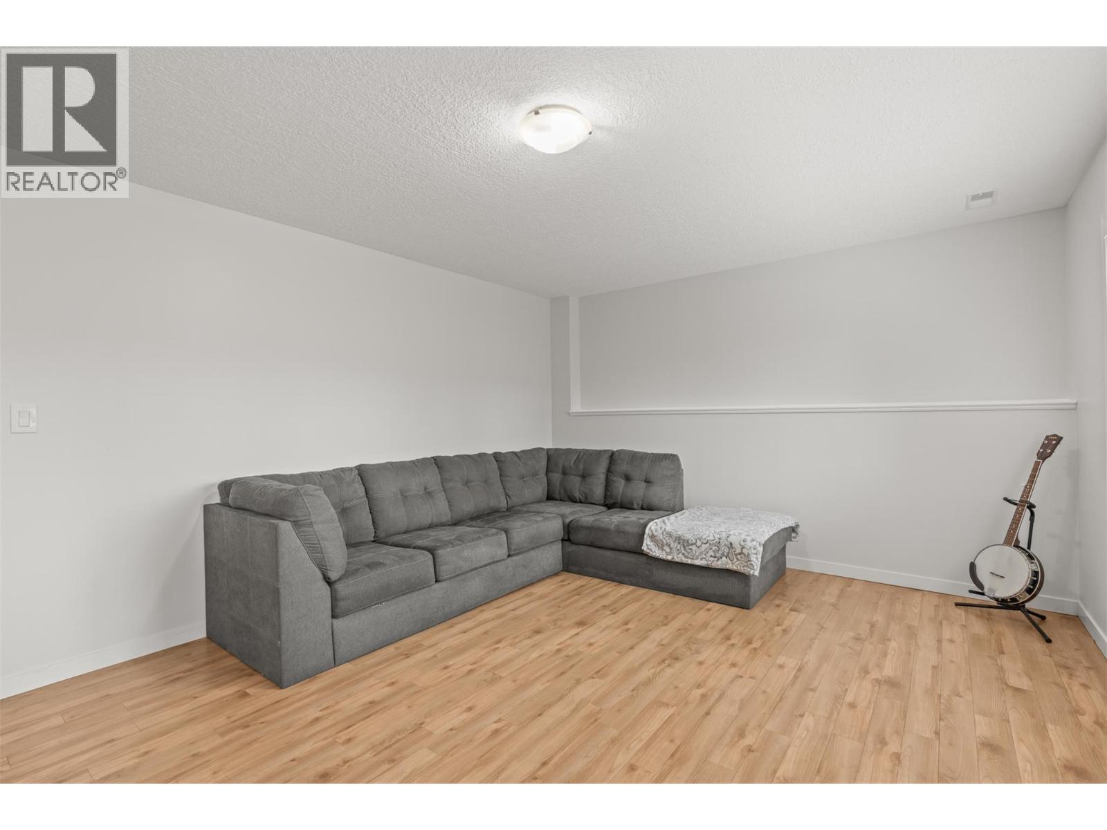 4666 Grandview Flats Road N - 36