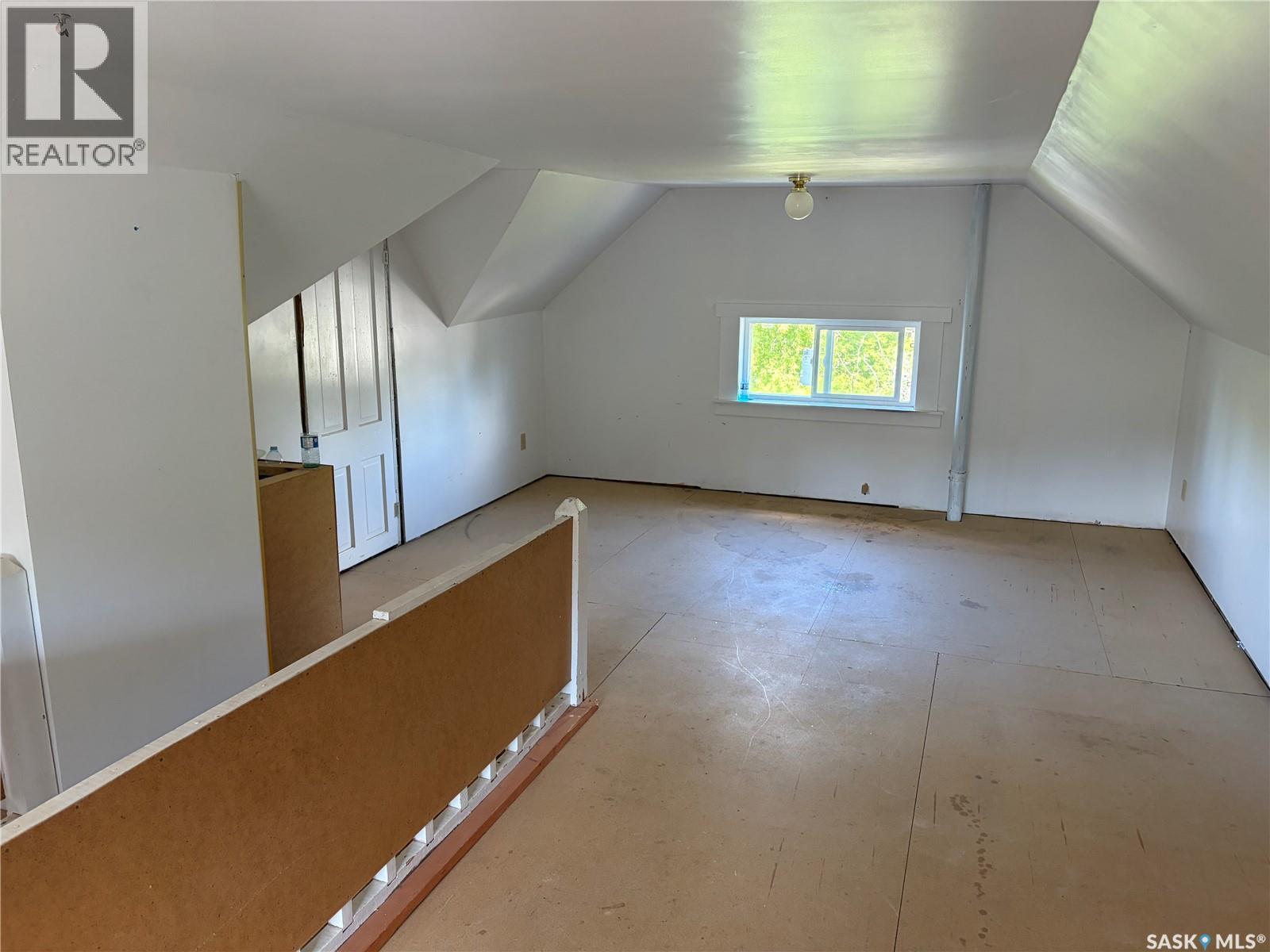 102 2nd AVENUE N — photo 31