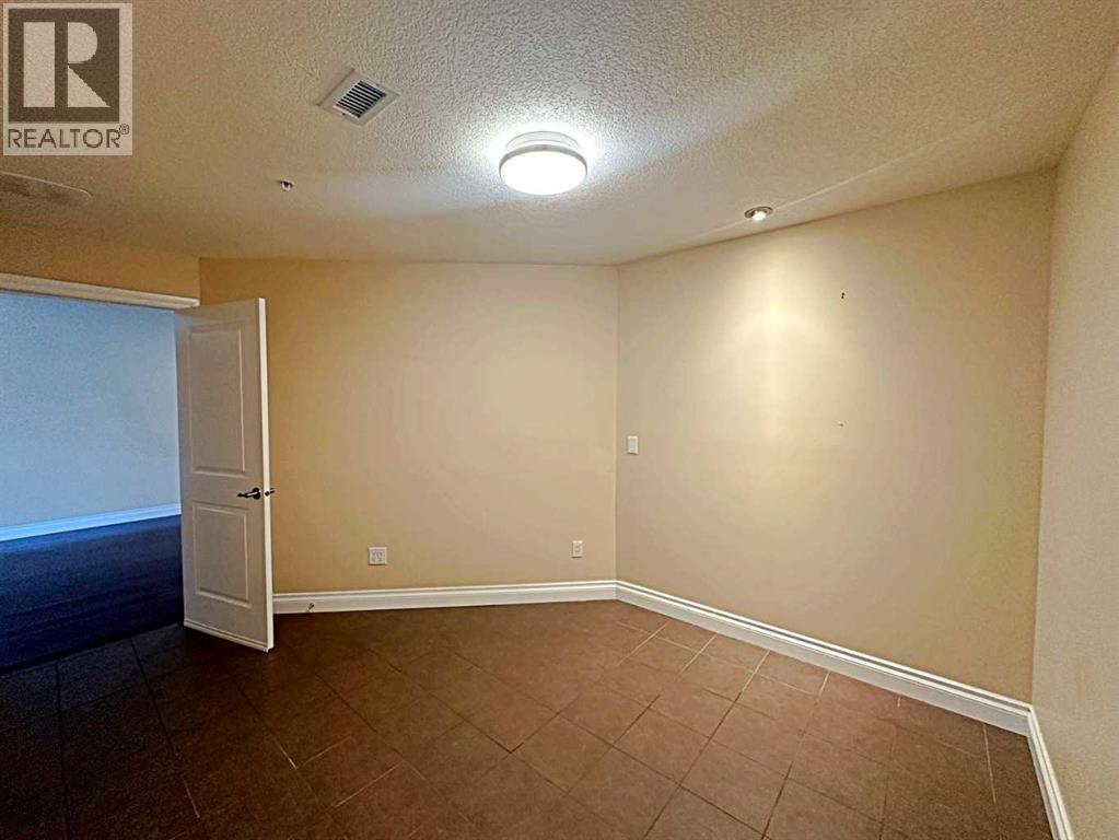 10110 Fraser Avenue, Fort McMurray