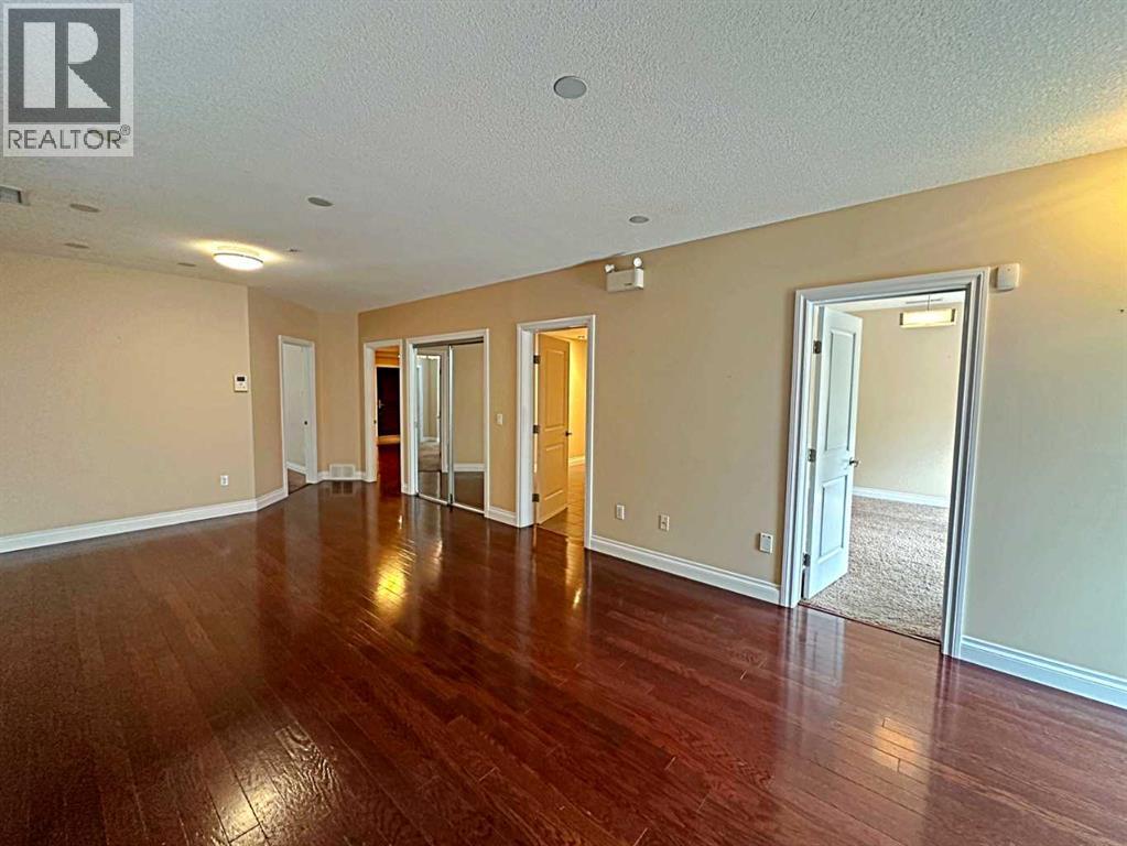 10110 Fraser Avenue, Fort McMurray