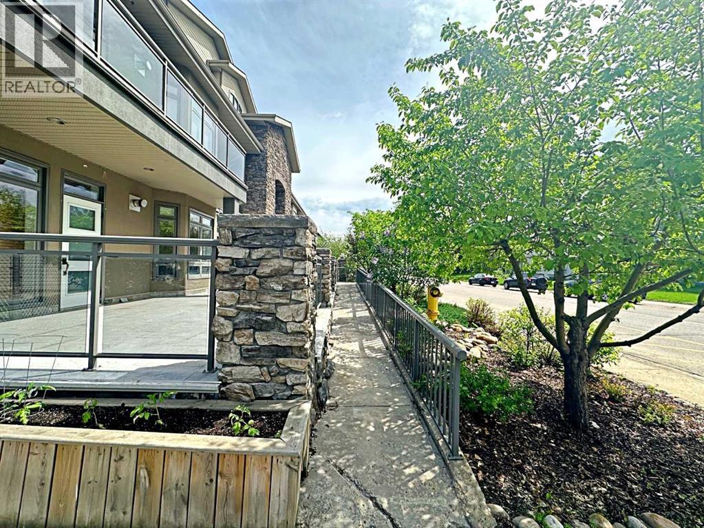 10110 Fraser Avenue, Fort McMurray