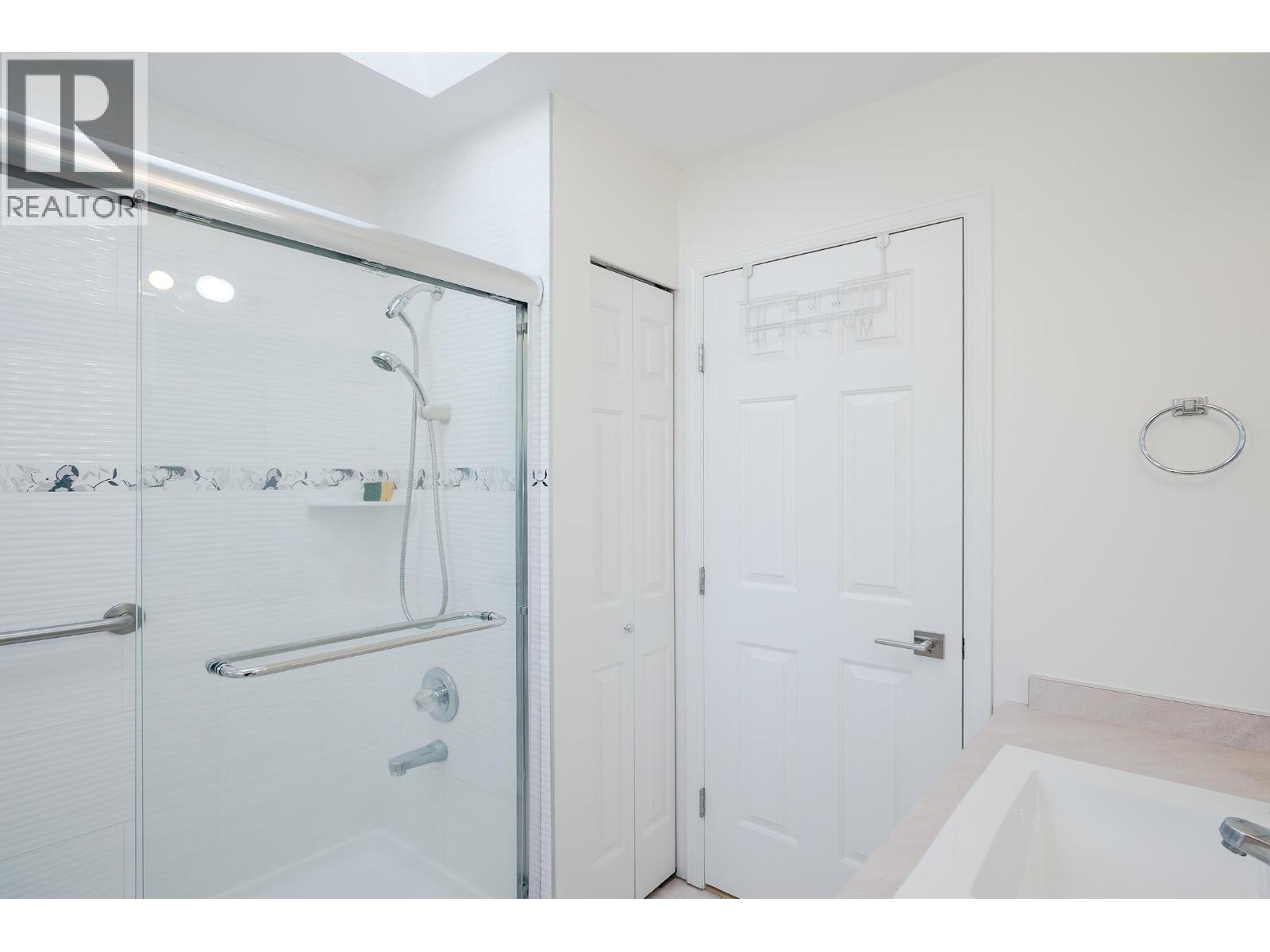 12100 CAMERON Drive, Richmond