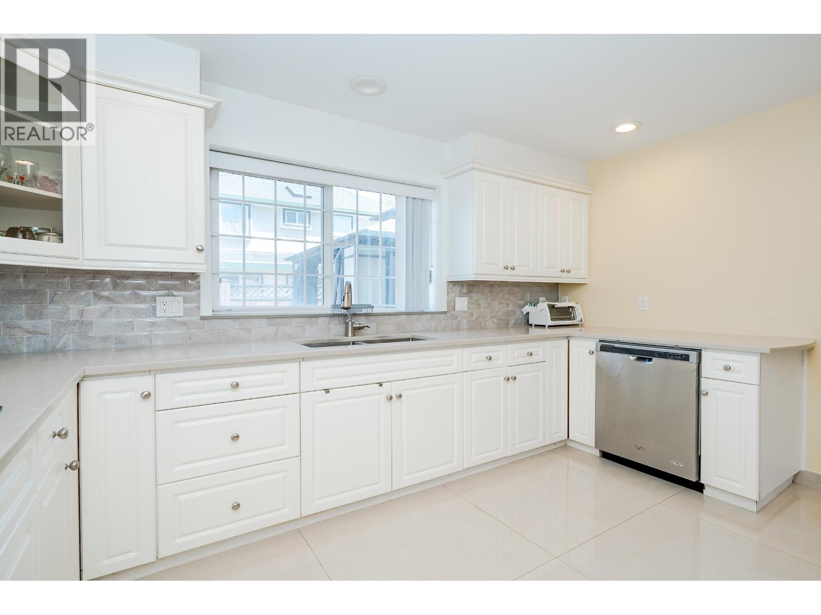 12100 CAMERON Drive, Richmond