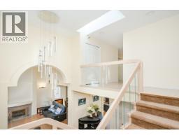 12100 Cameron Drive, Richmond, BC V6V2T3 Photo 12