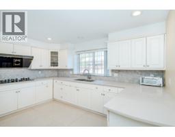 12100 Cameron Drive, Richmond, BC V6V2T3 Photo 7