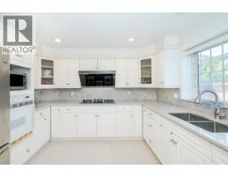 12100 Cameron Drive, Richmond, BC V6V2T3 Photo 8