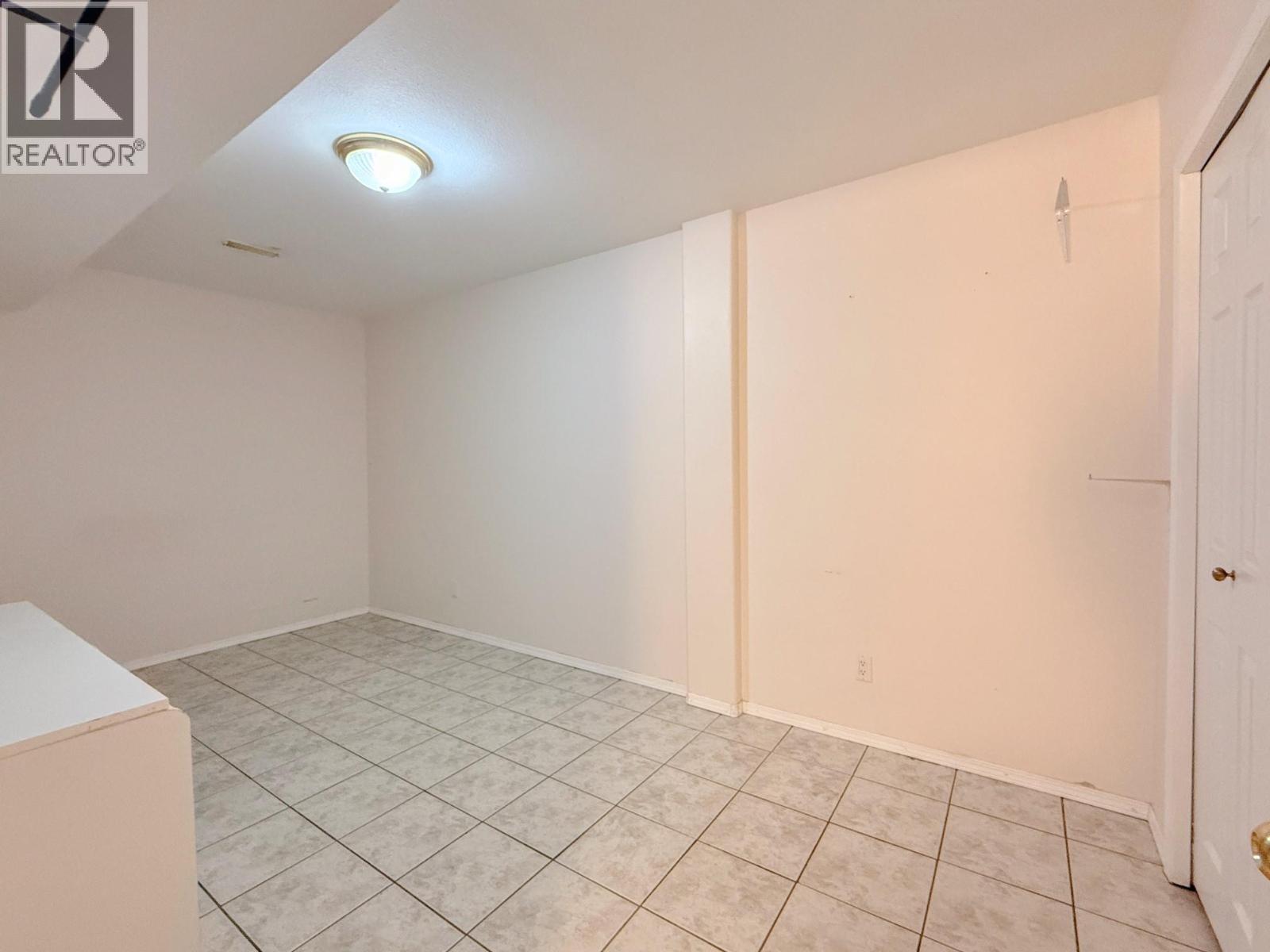 4016 PEBBLE BEACH Drive - 34
