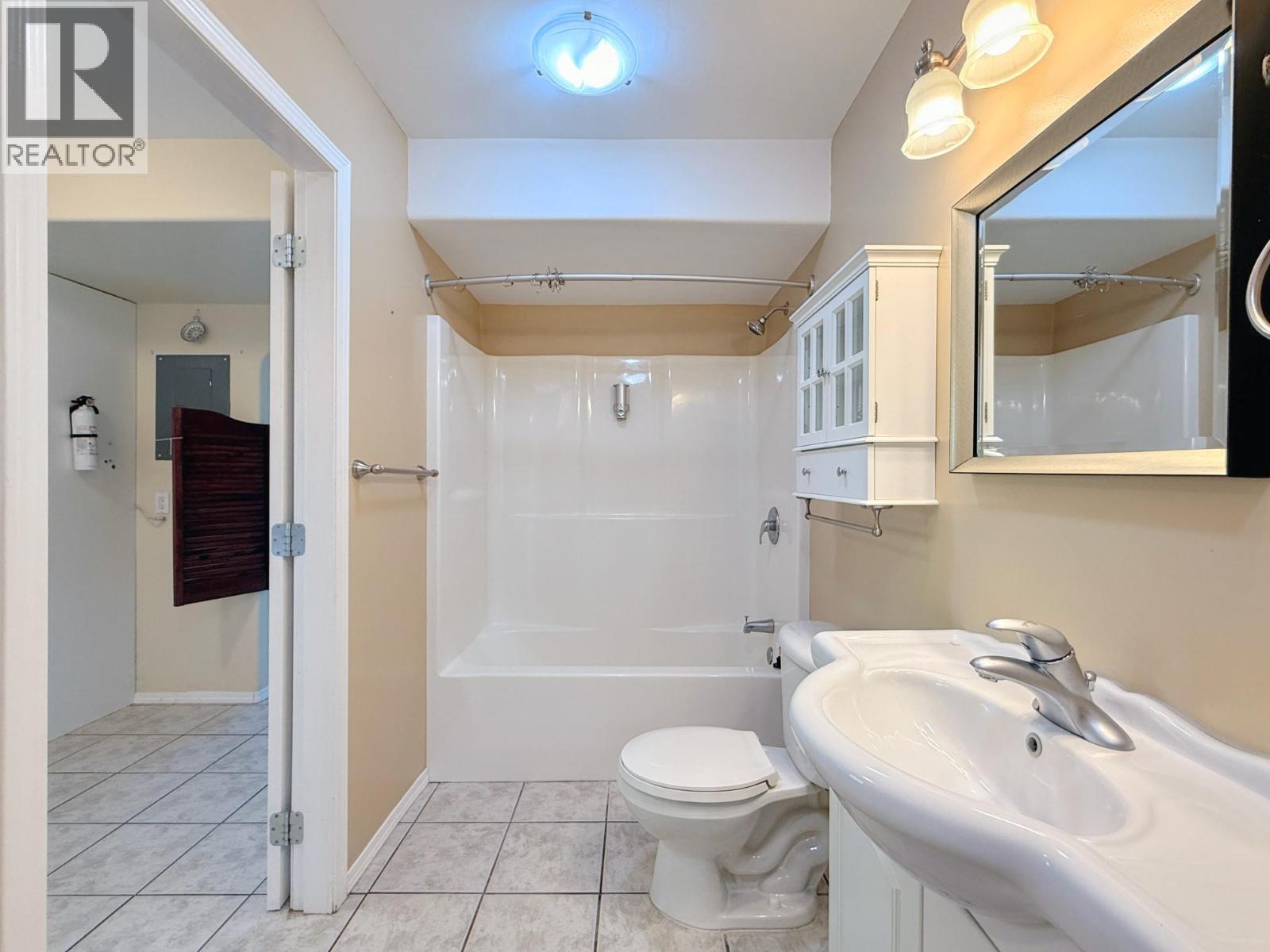 4016 PEBBLE BEACH Drive - 32