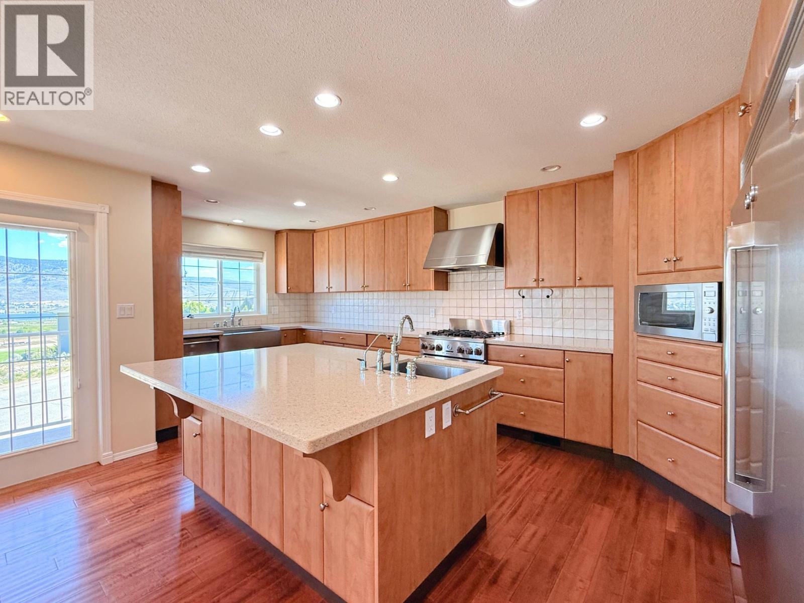 4016 PEBBLE BEACH Drive - 9