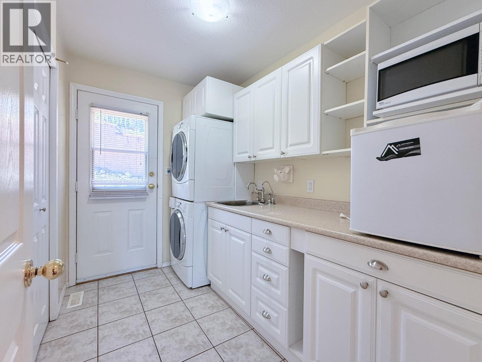 4016 PEBBLE BEACH Drive - 42