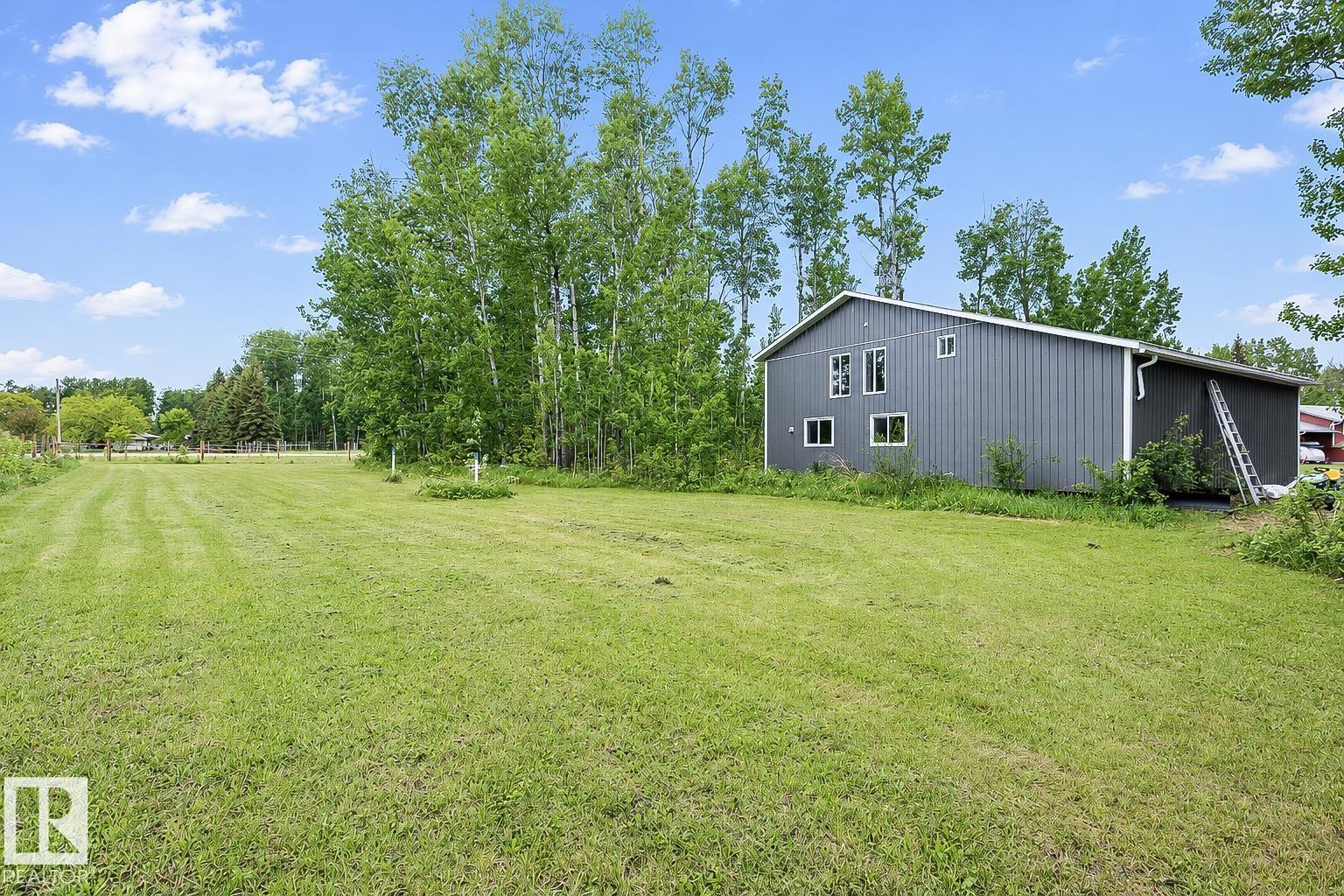 624031 RGE ROAD 64 — photo 43