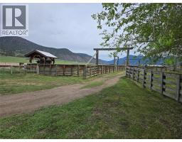 4951 97 Highway, Westwold, BC V0E3B0 Photo 69