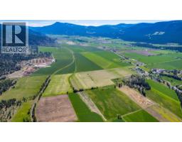 4951 97 Highway, Westwold, BC V0E3B0 Photo 16