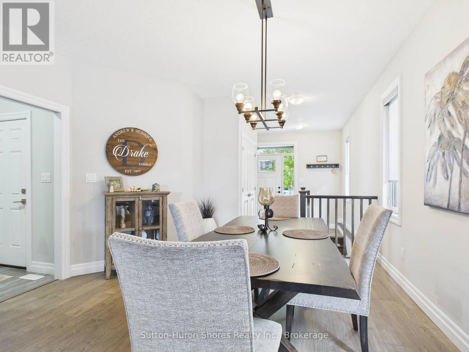 404 DEVONSHIRE ROAD - 25