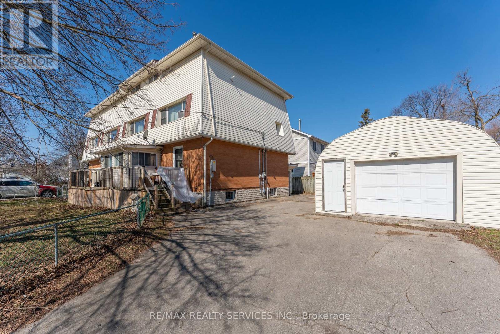 72 FLORENCE AVENUE - 17