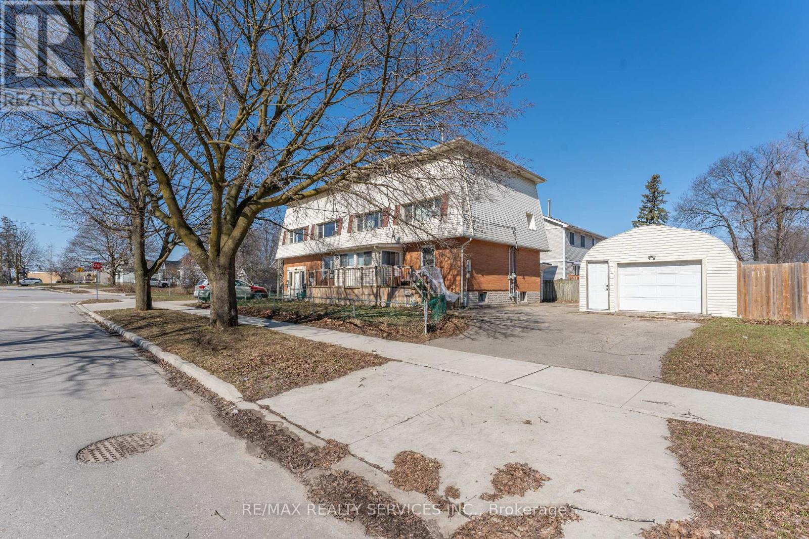 72 FLORENCE AVENUE - 2