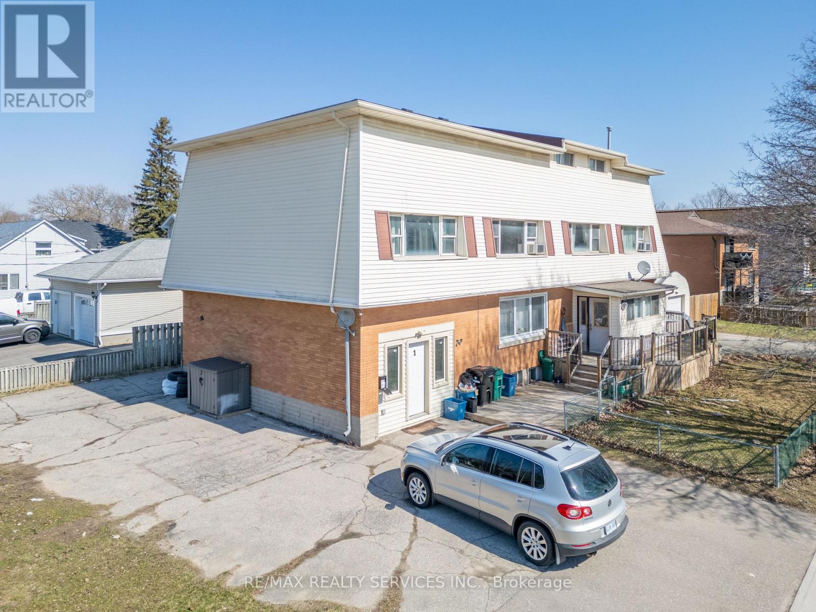 72 FLORENCE AVENUE - 20