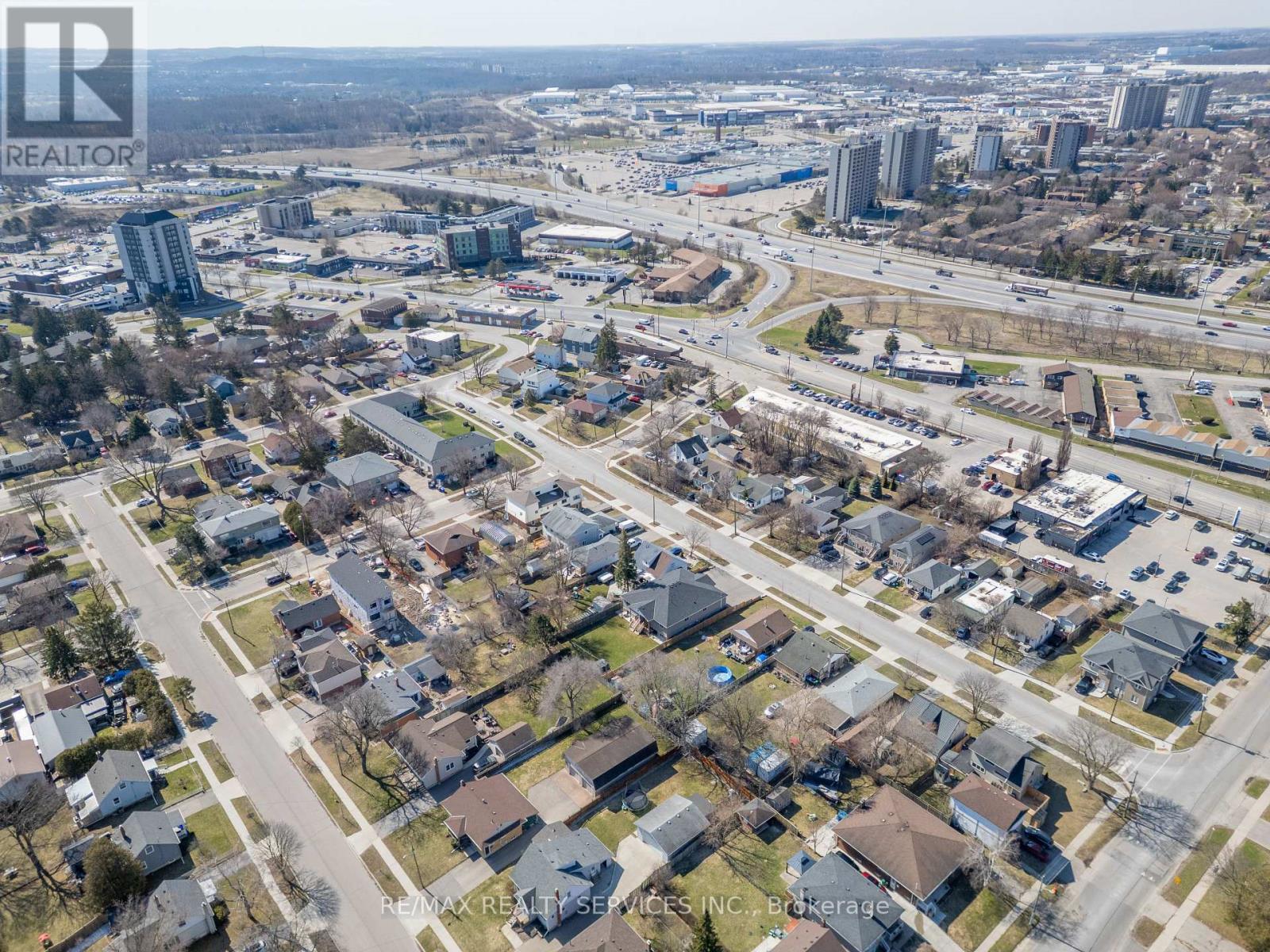 72 FLORENCE AVENUE - 34