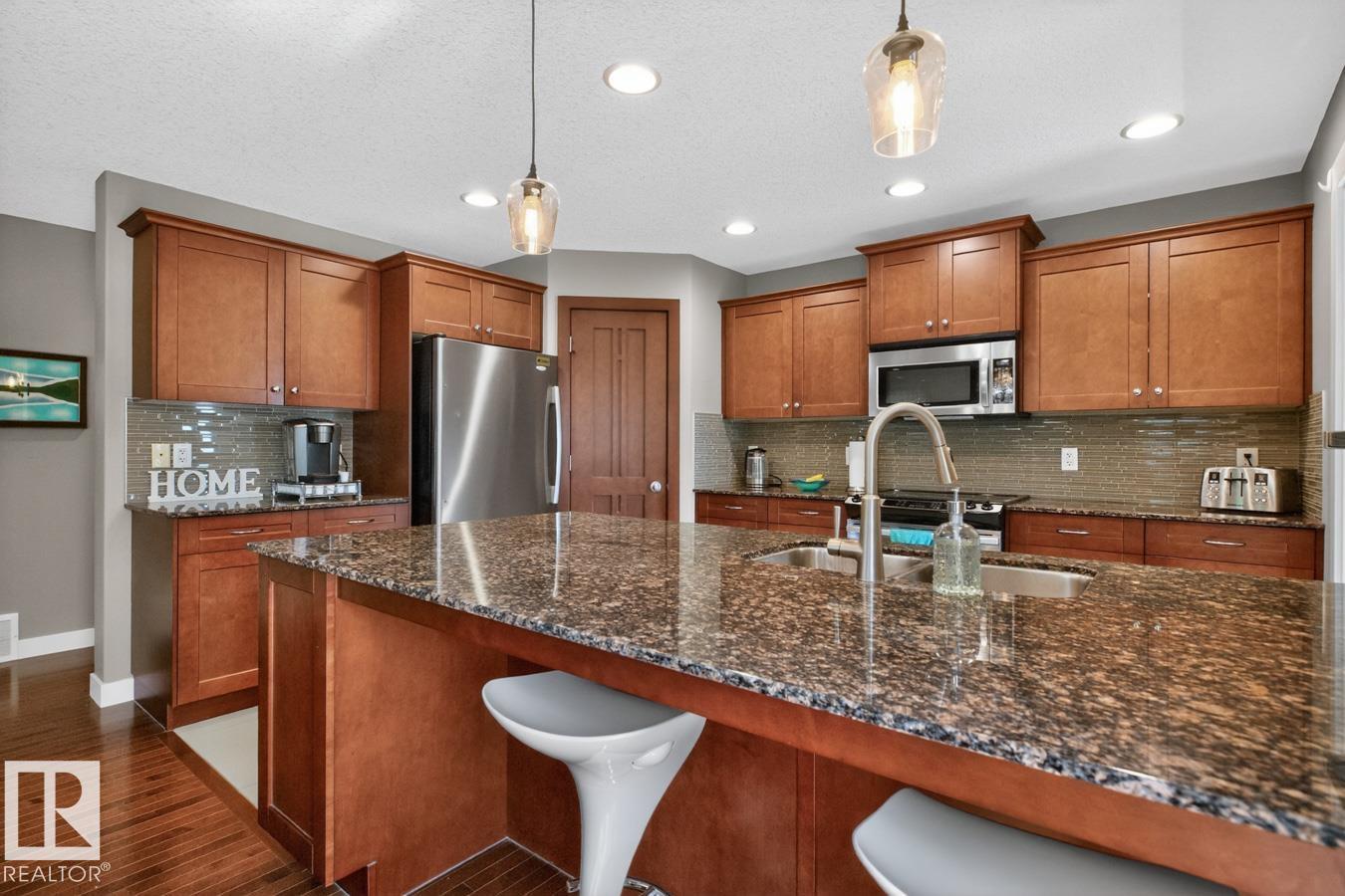 84 CLEARWATER LN — photo 19