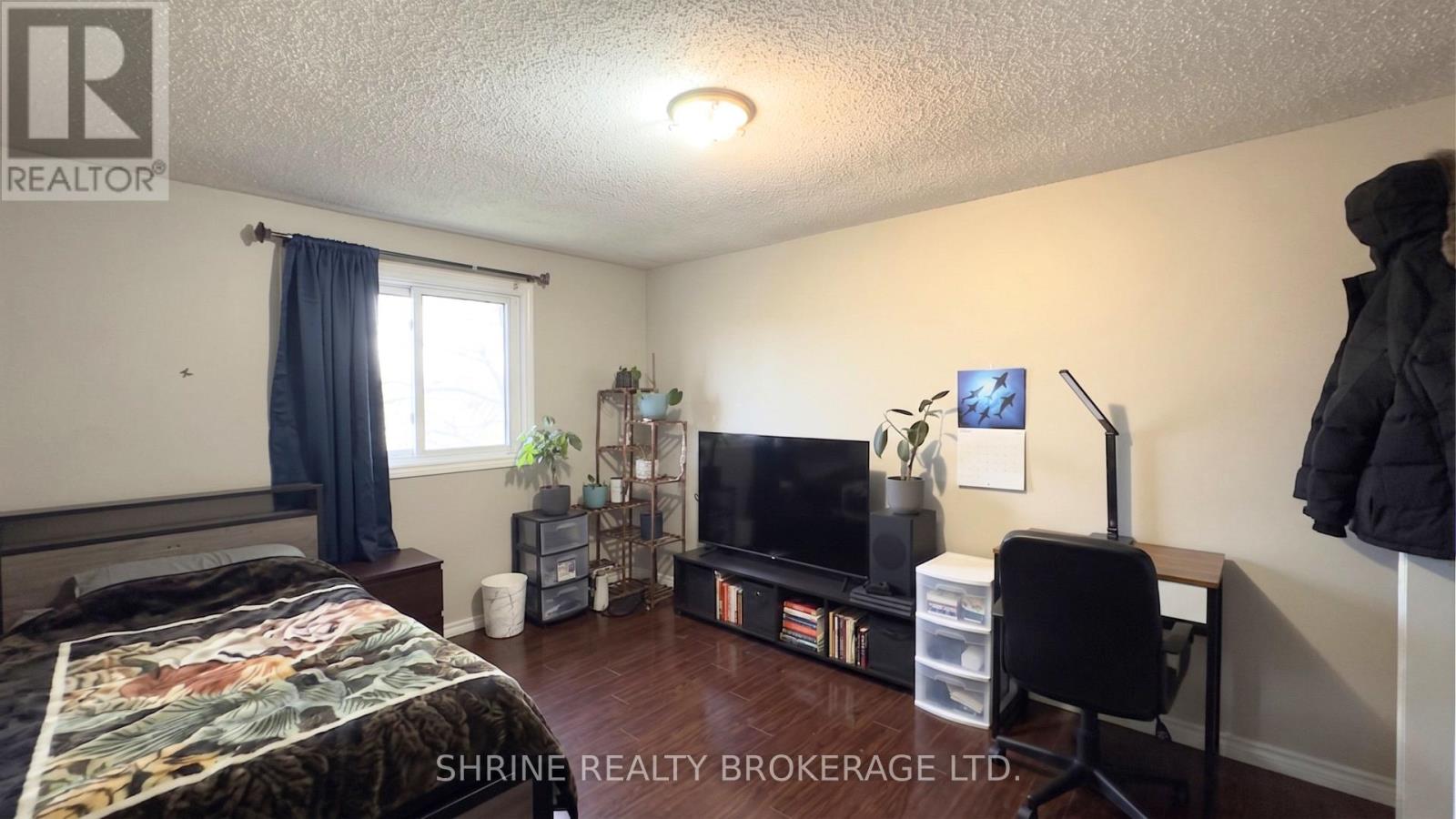 #52 550 SECOND STREET - 11