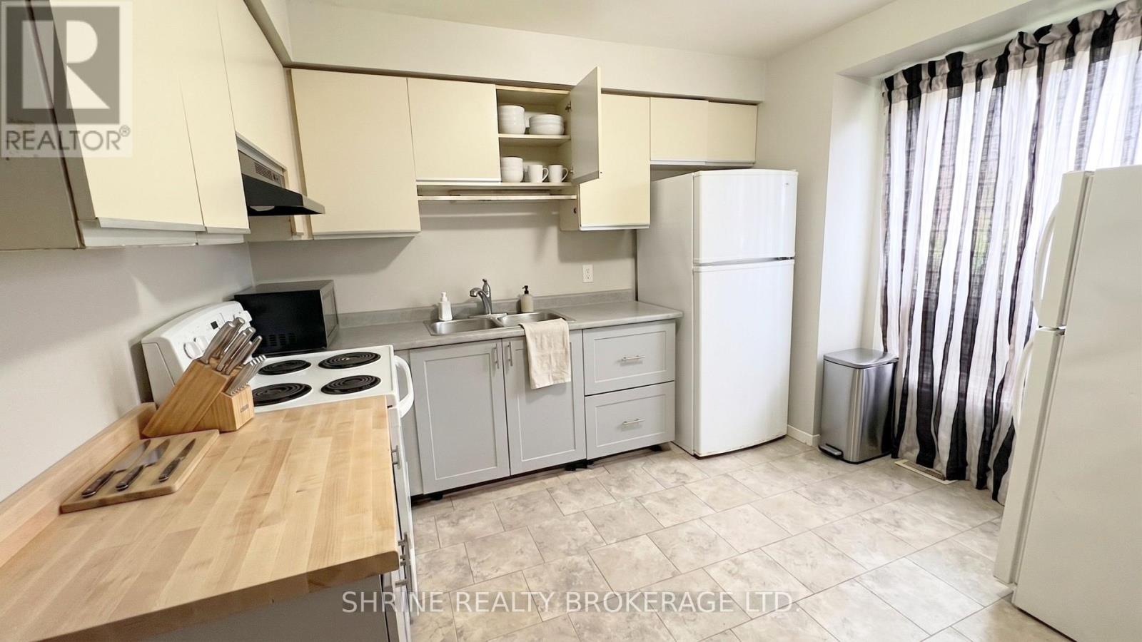 #52 550 SECOND STREET - 3