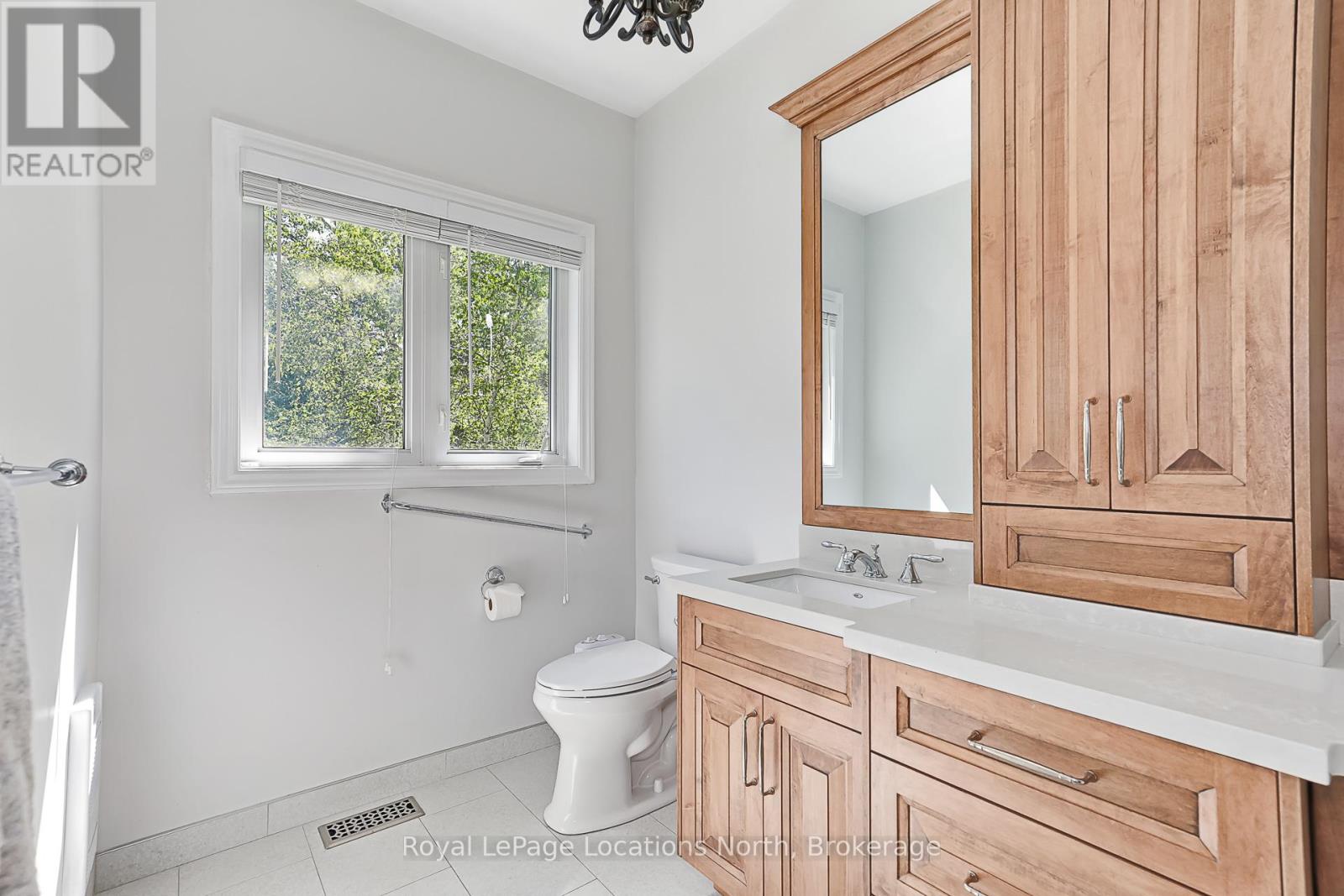 19 KELLS CRESCENT - 27