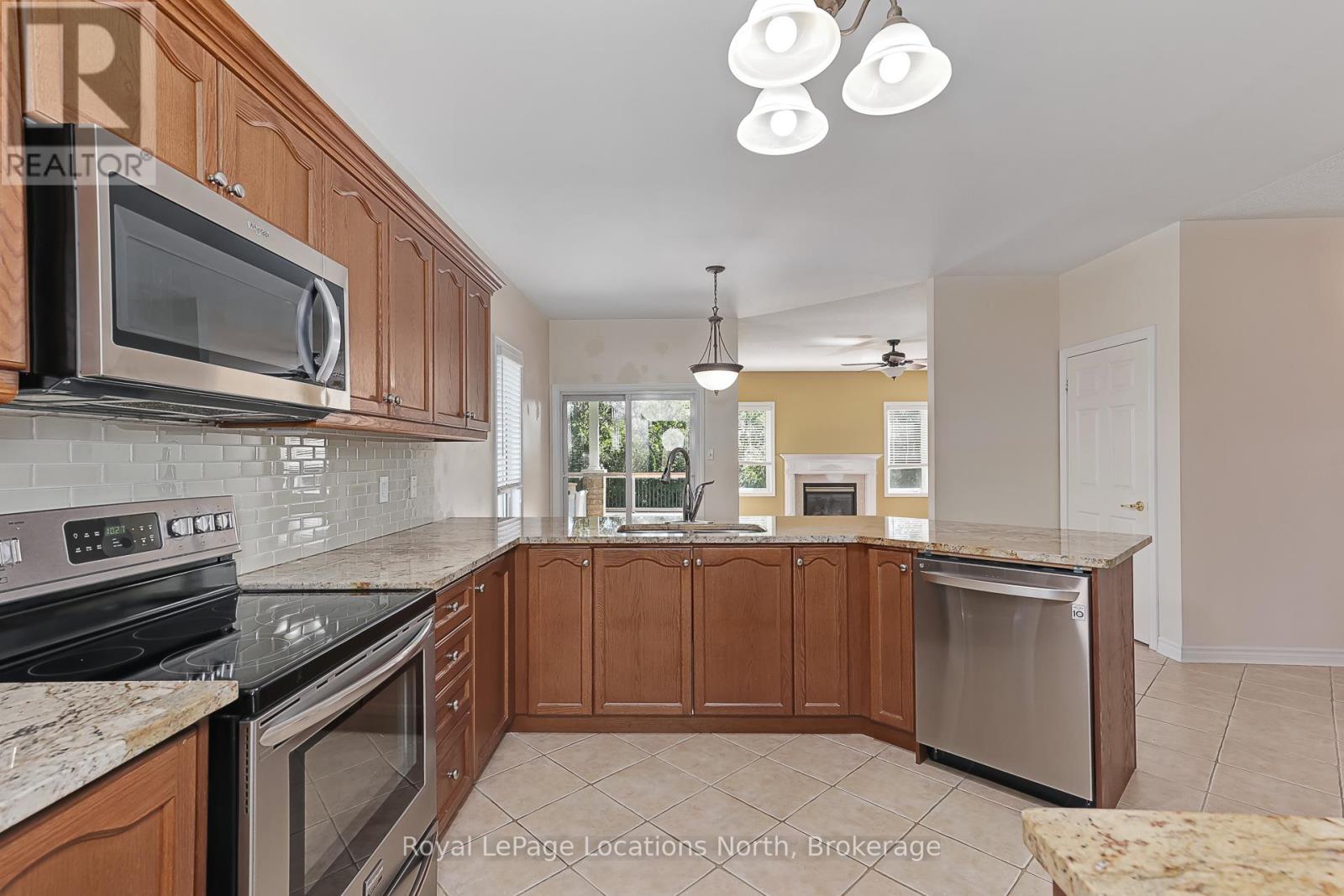 19 KELLS CRESCENT - 18