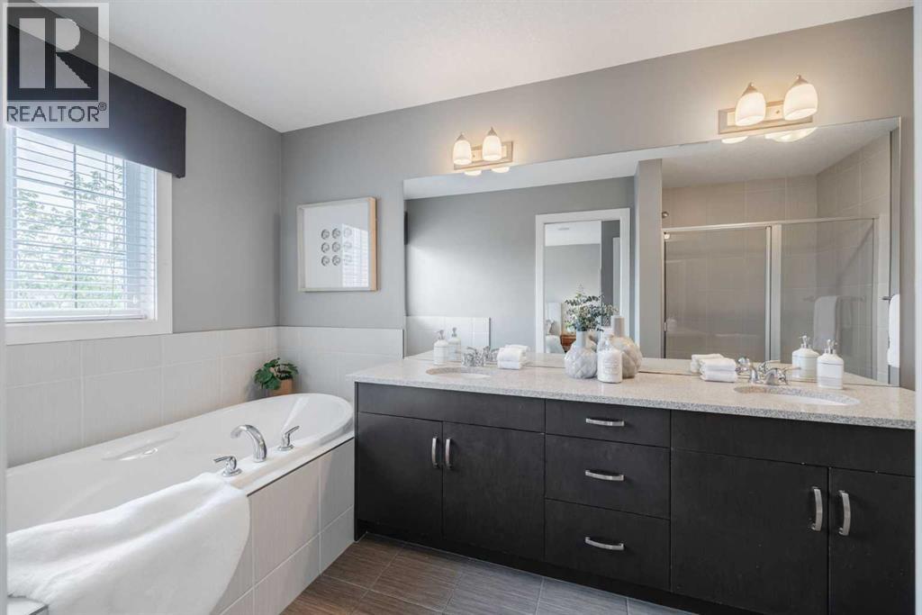 ... and Ensuite..
