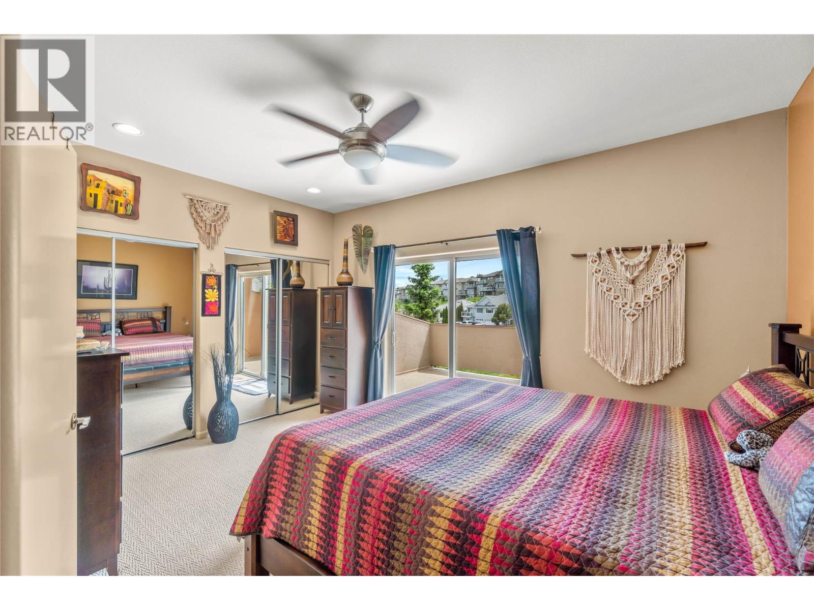 #4 776 Dunrobin Drive - 18