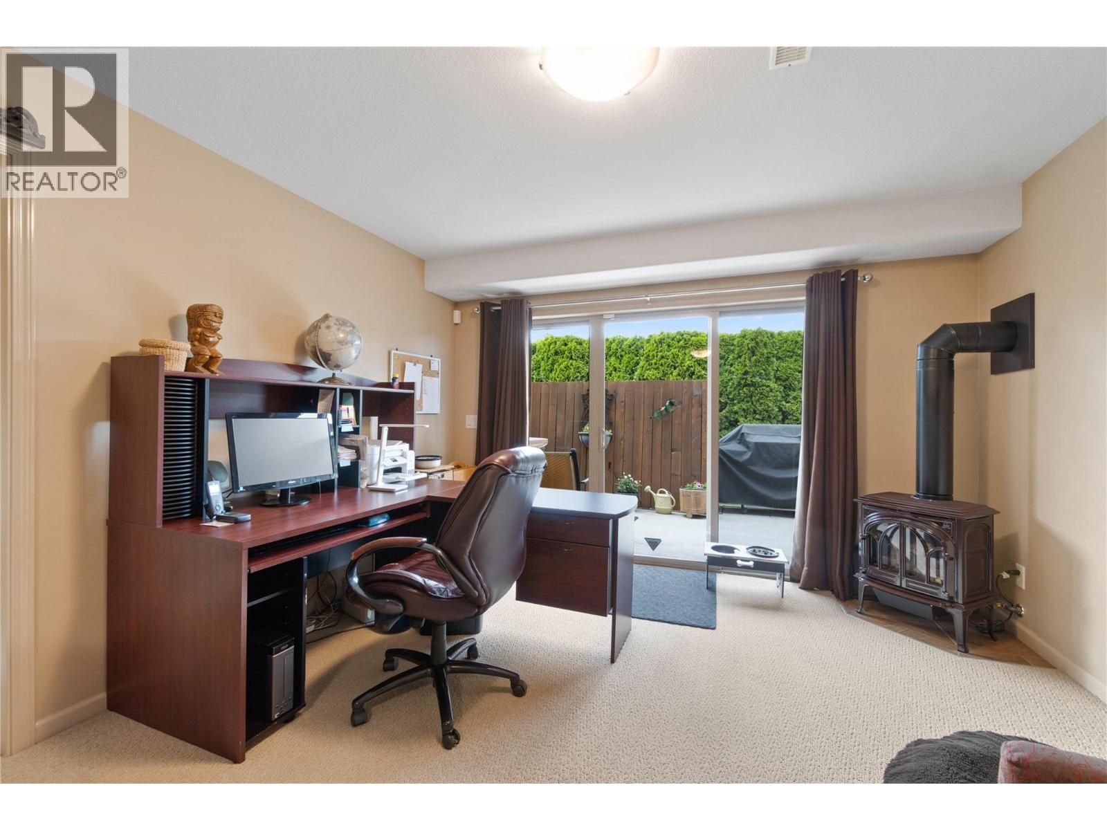 #4 776 Dunrobin Drive - 30
